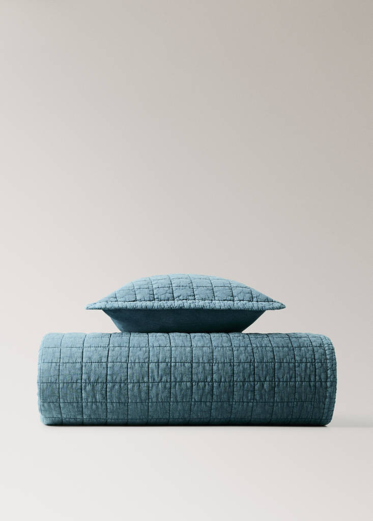 Steppdecke aus Baumwolle für Babybett mit Steppnähten und Karomuster — Preußisch Blau