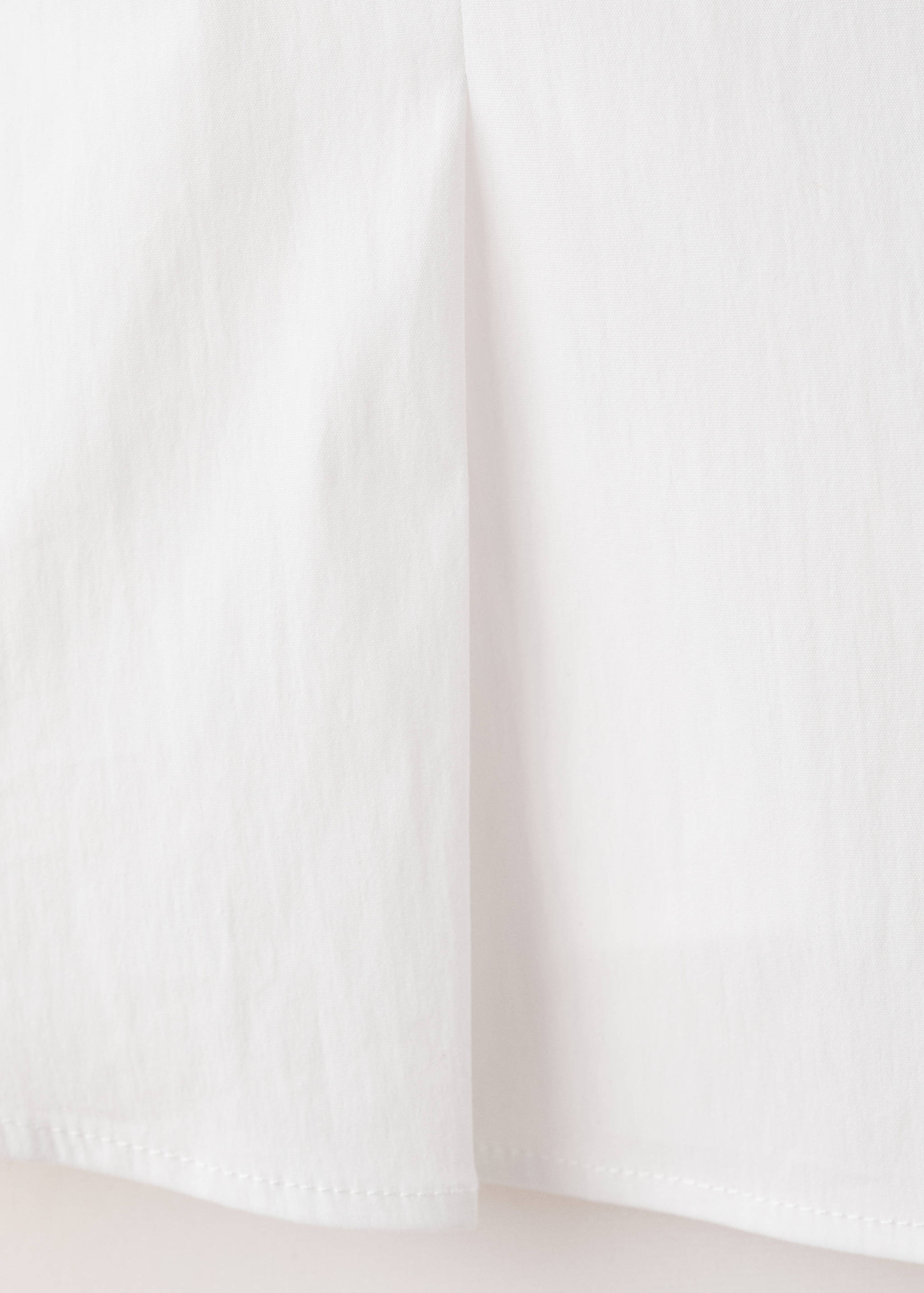 Fitted short-sleeved shirt - Details of the article 0