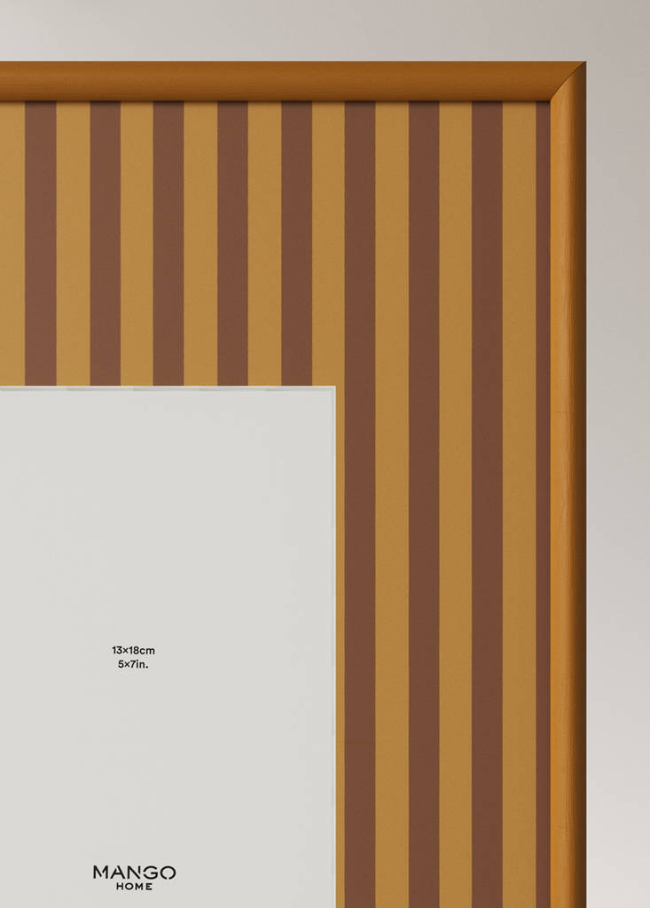 Medium striped wooden photo frame — Ochre