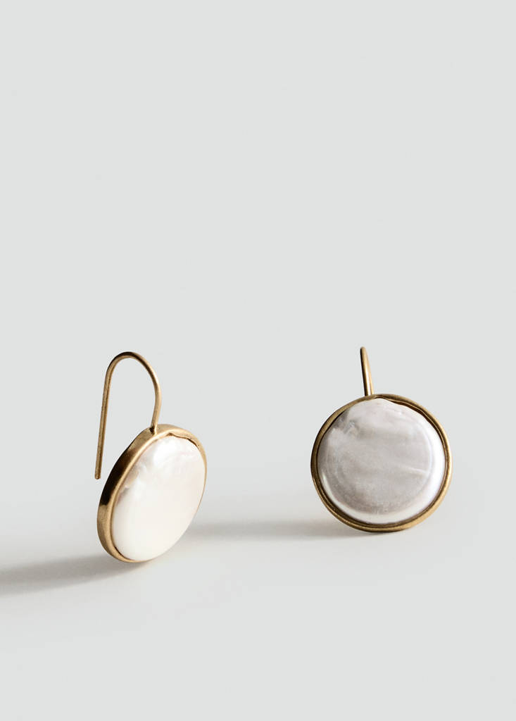 Round resin earrings — Gold