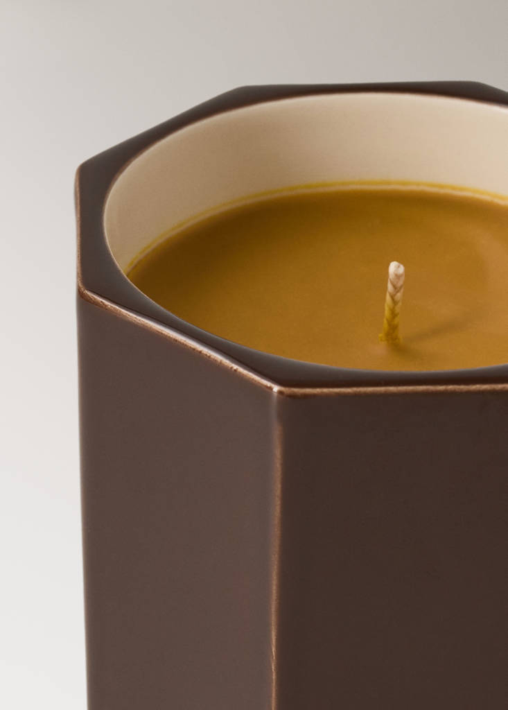 Hexagonal ceramic decorative candle — Chocolate