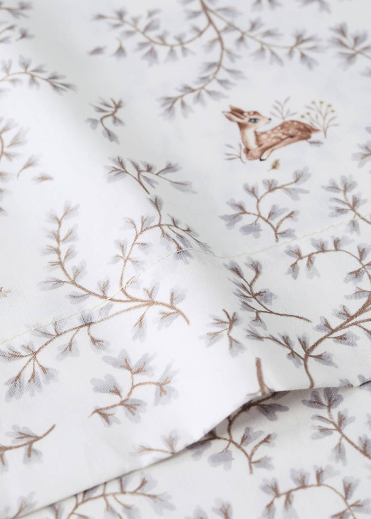 Printed 100% cotton cot top sheet — Grey