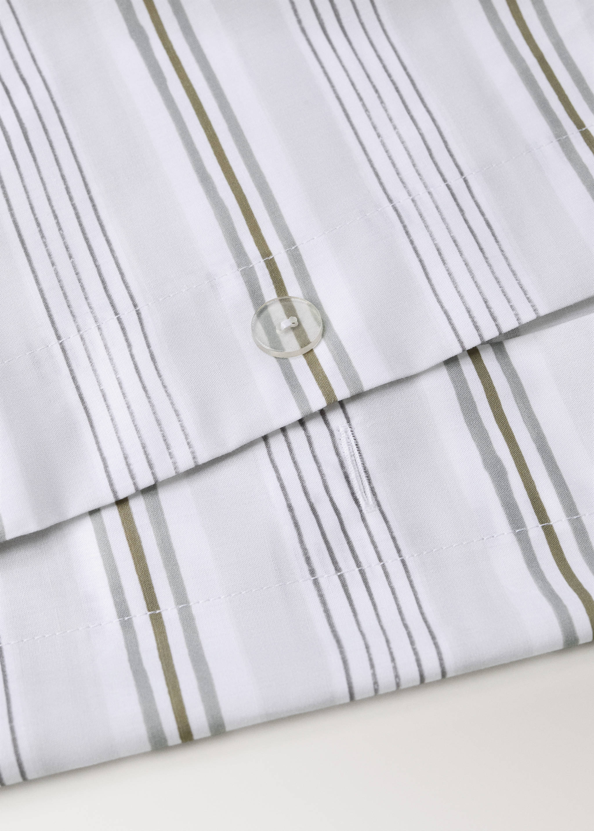 Kids’ 100% cotton striped duvet cover for a twin-size bed - Details of the article 1