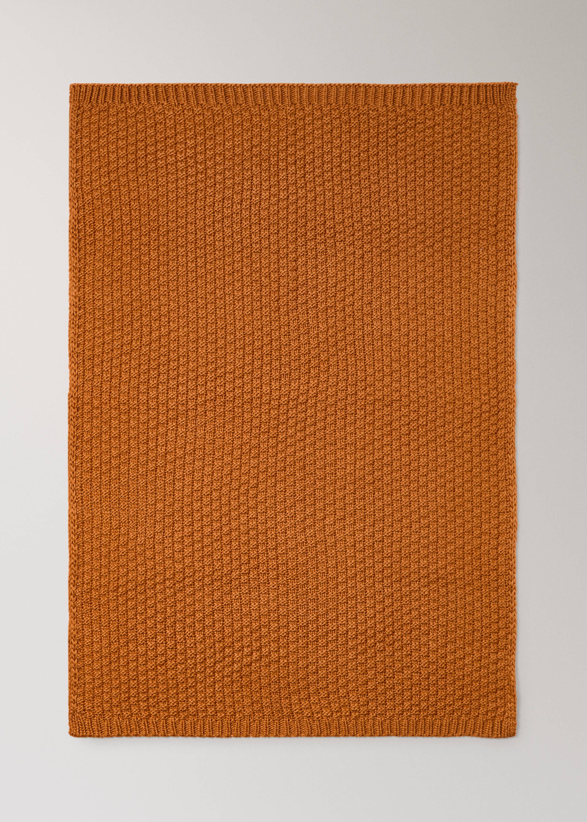 Crochet-textured throw blanket - Details of the article 3