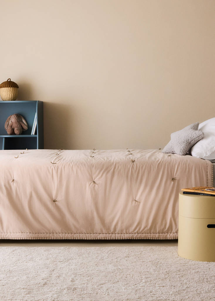 Gesteppter Baumwoll-Quilt für Babybett 90 cm — Nude