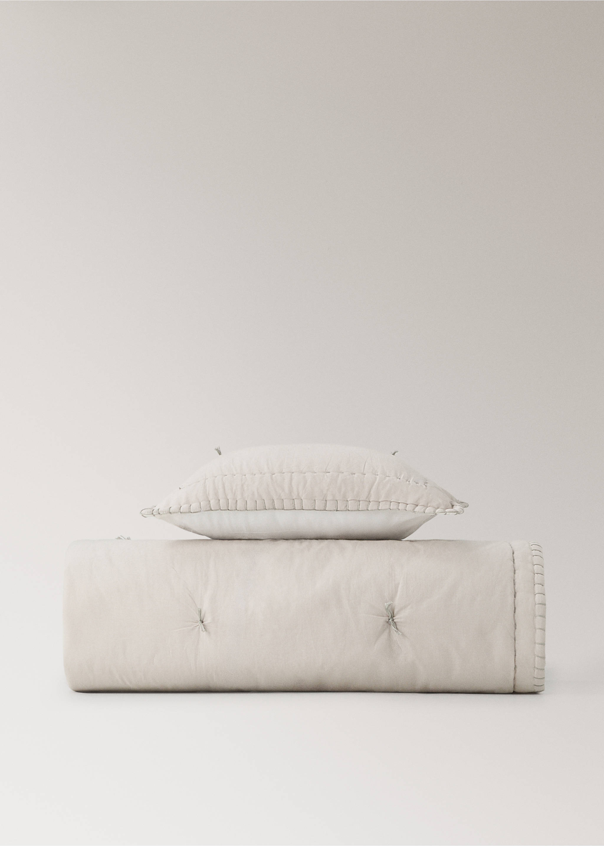 Quilt set brest - Details of the article 3, Grey. Ref: 37061549-00.