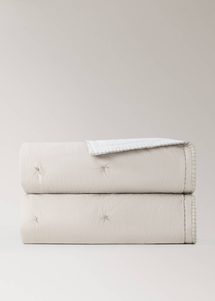 Gesteppter Baumwoll-Quilt für Babybett 90 cm — Grau