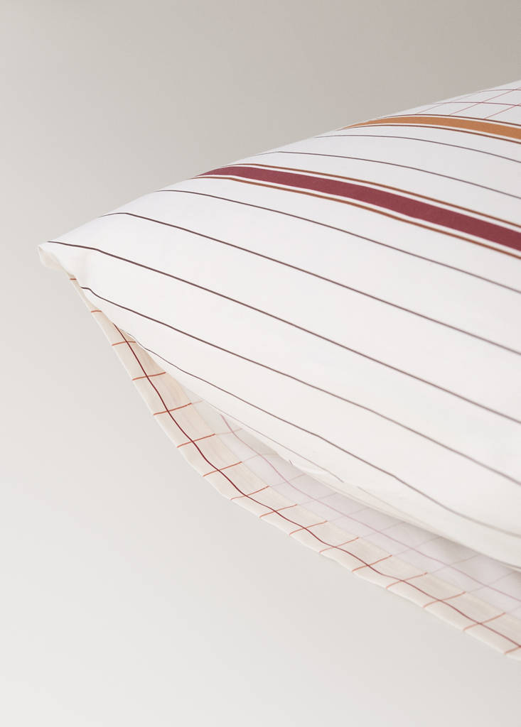 Two 200 thread count cotton pillowcases checked 50 x 75 cm — Cognac