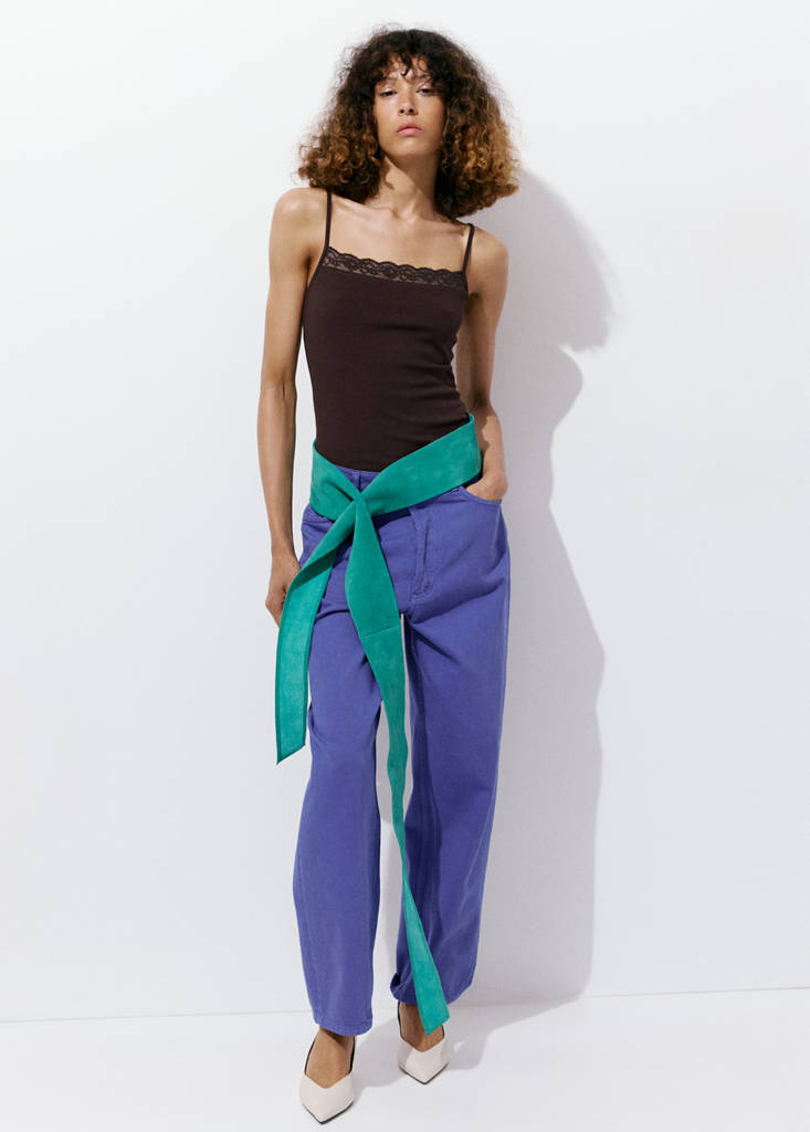 Fitted top with lace detail — Brown