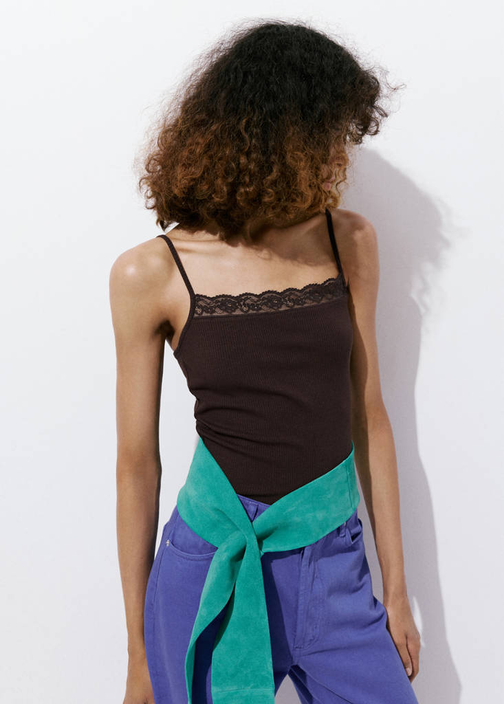 Fitted top with lace detail — Brown