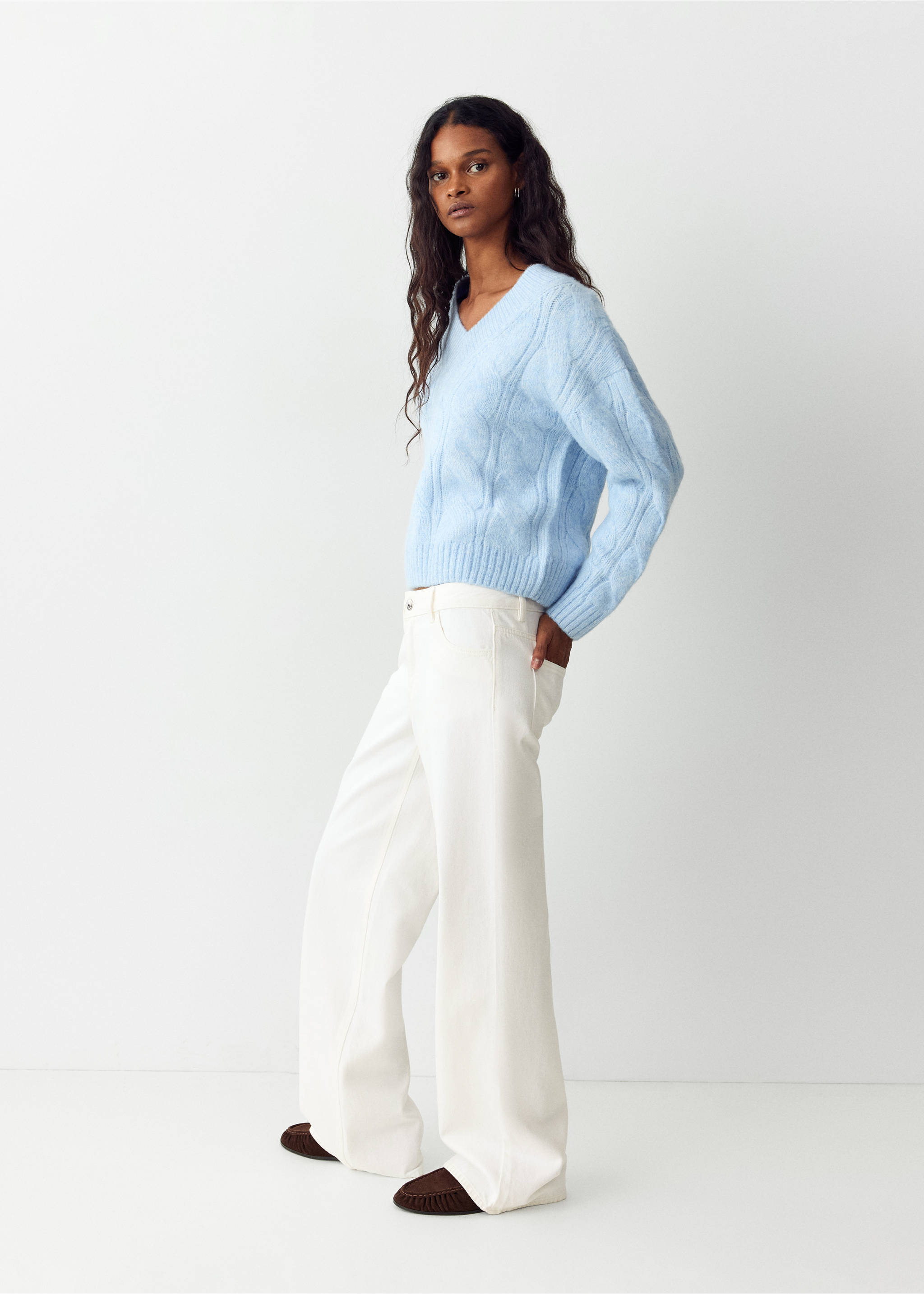Mid-rise straight jeans - Details of the article 1, Off White. Ref: 37062534-00.