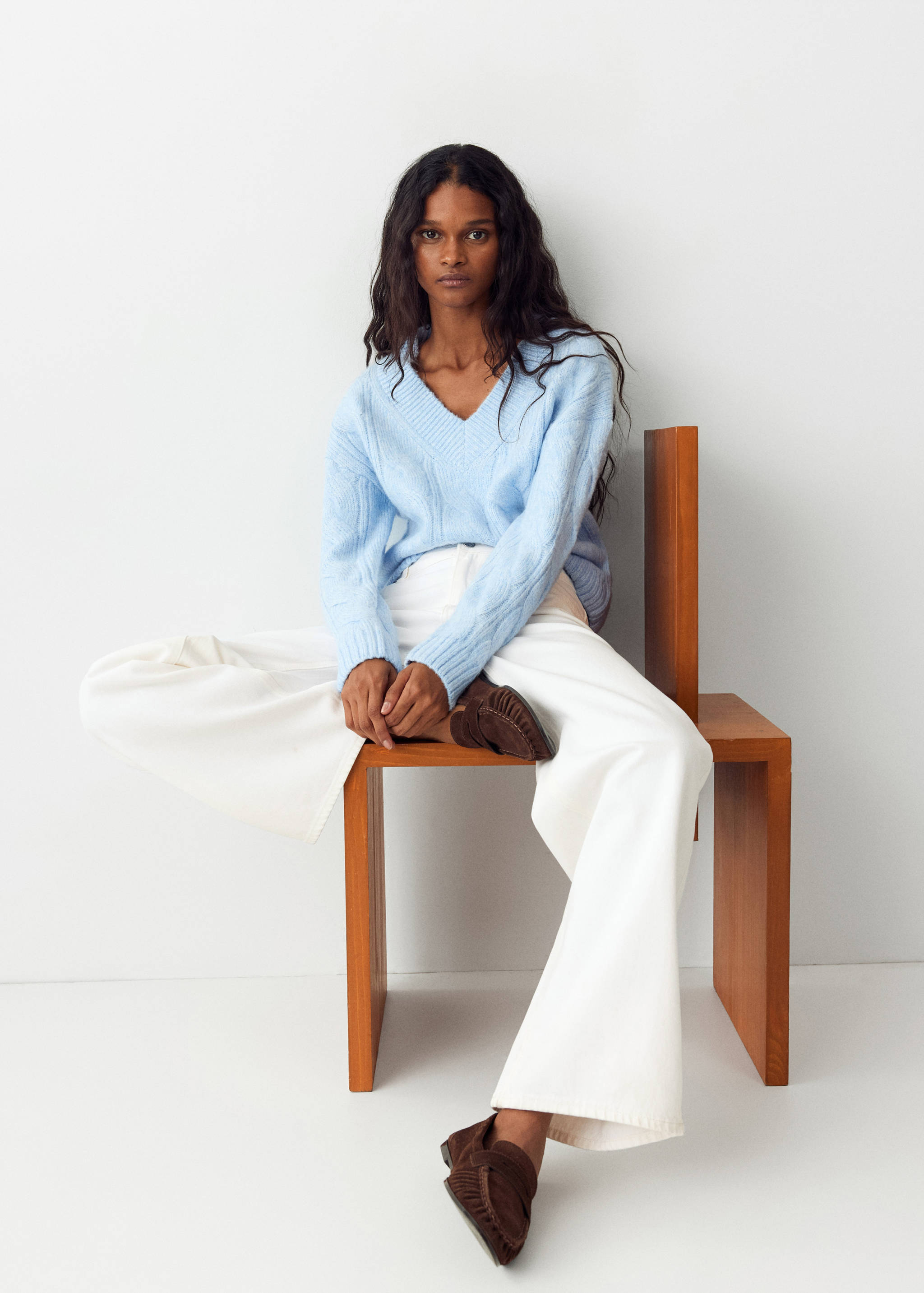 Mid-rise straight jeans - Details of the article 2