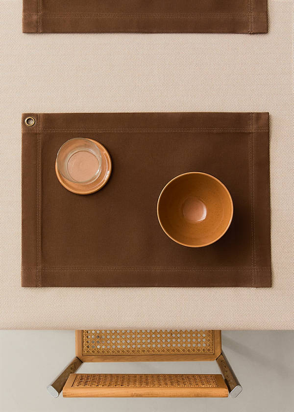 Waxed canvas cotton placemat — Brown