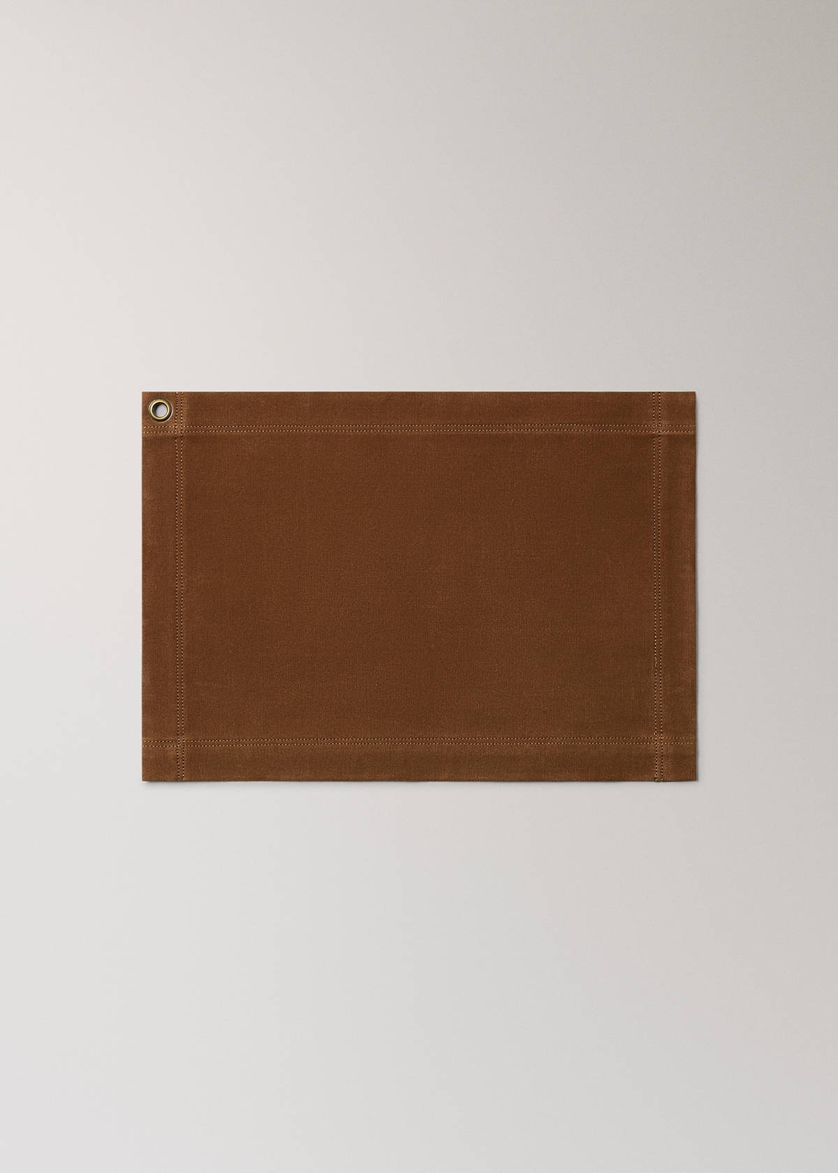 Waxed canvas cotton placemat — Brown