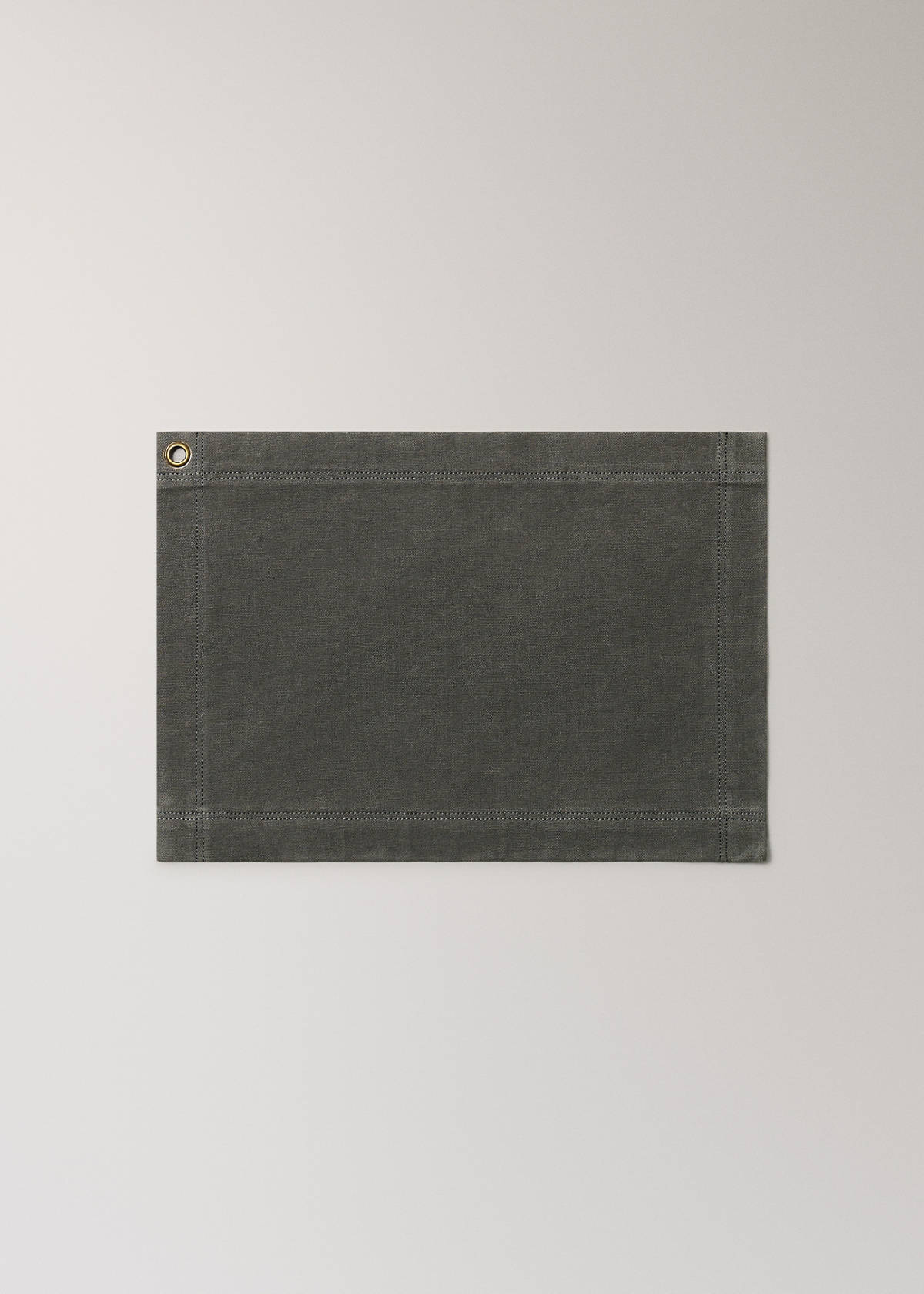 Waxed canvas cotton placemat — Green