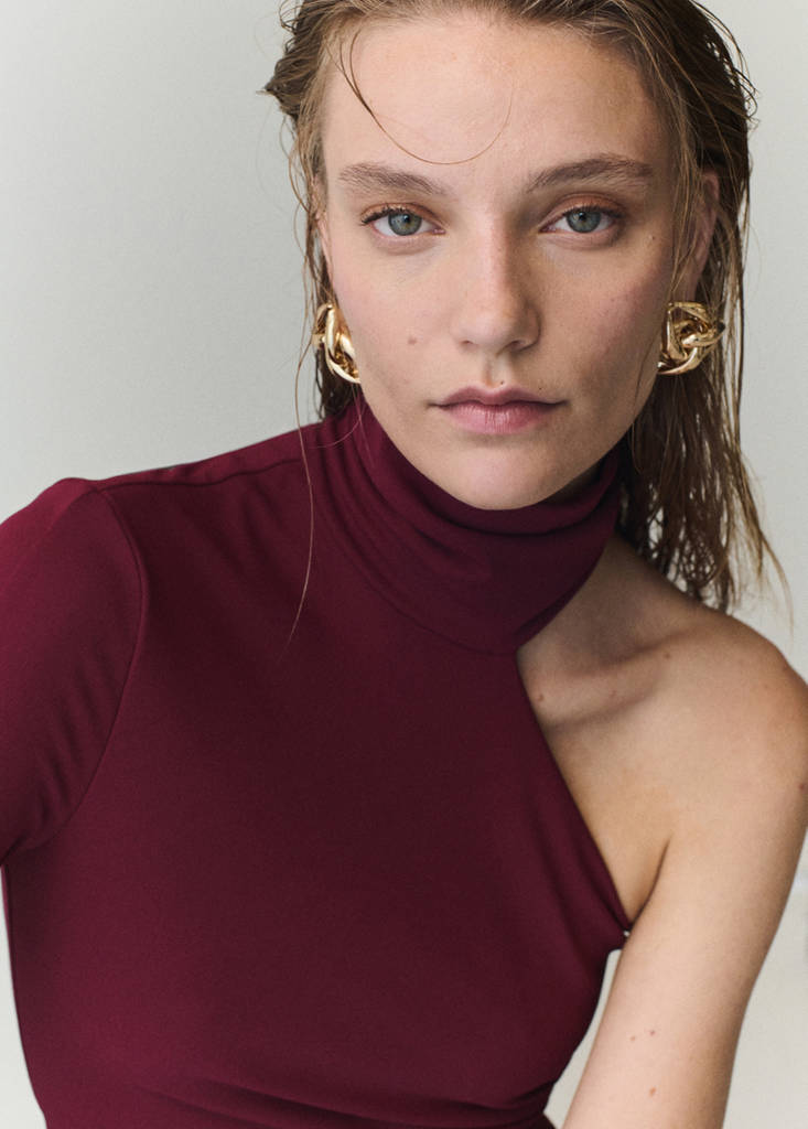 Intertwined knot earrings — Gold