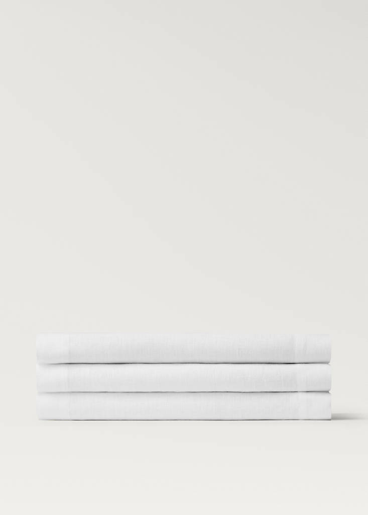 Linen table runner — White