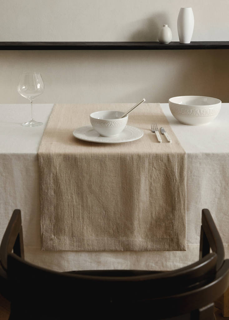 Linen table runner — Sand