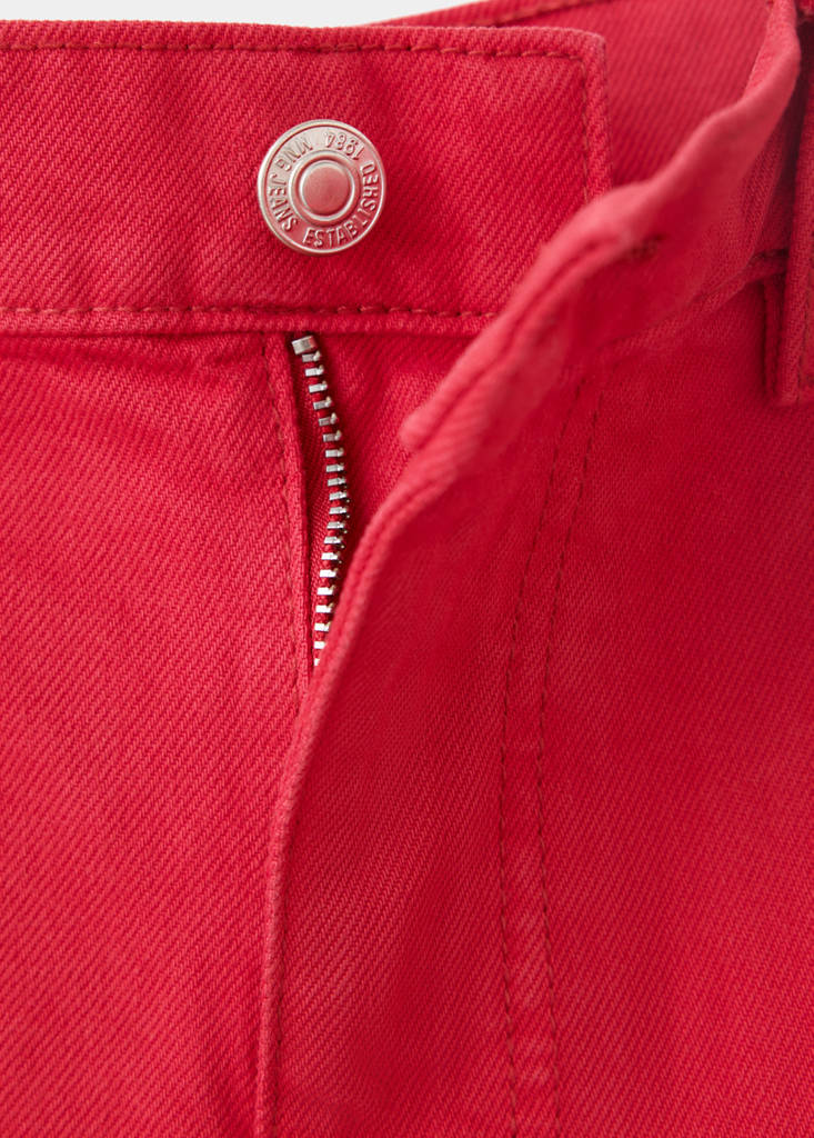 High-rise denim shorts — Red