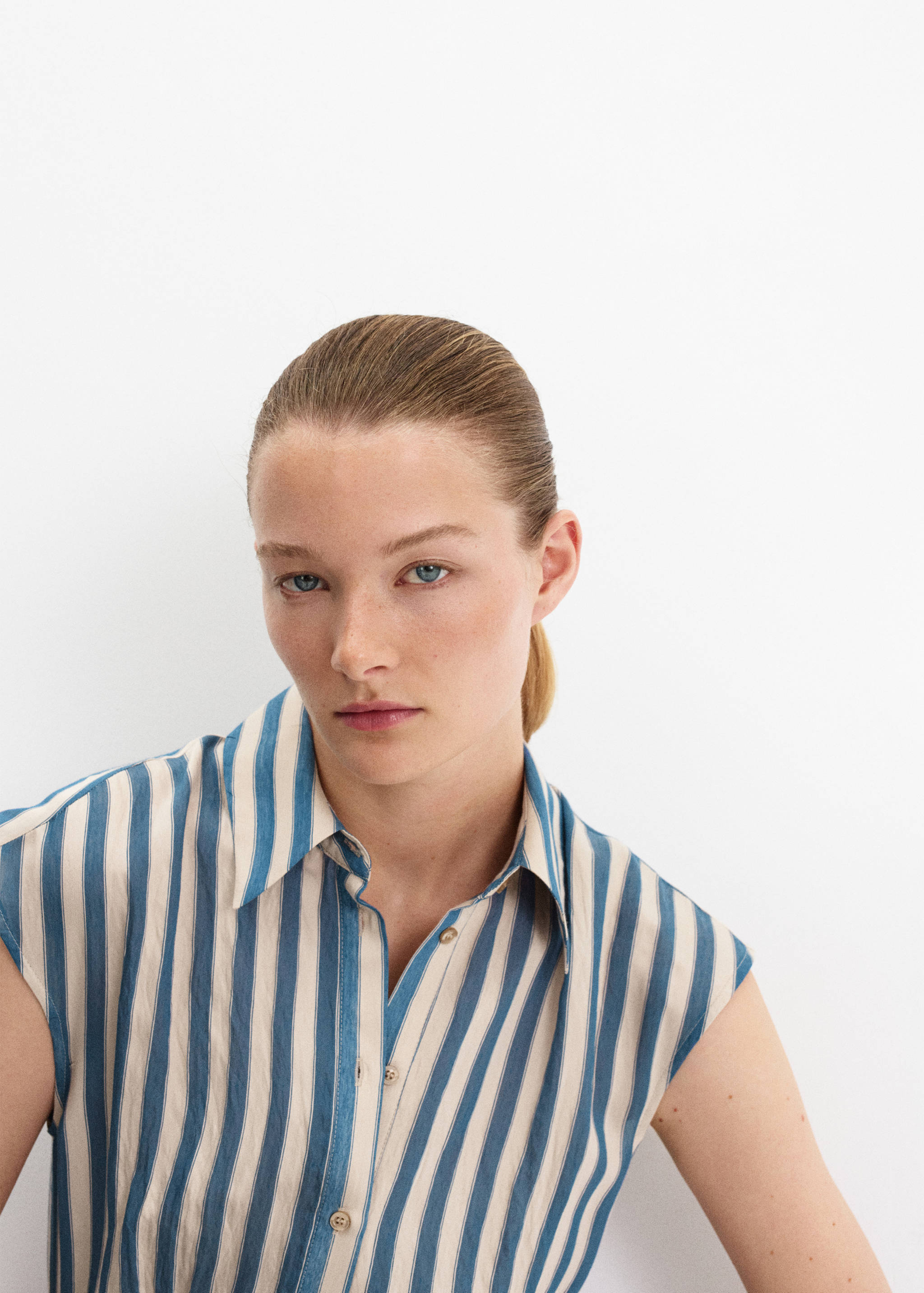 Striped scarf shirt dress - Details of the article 1