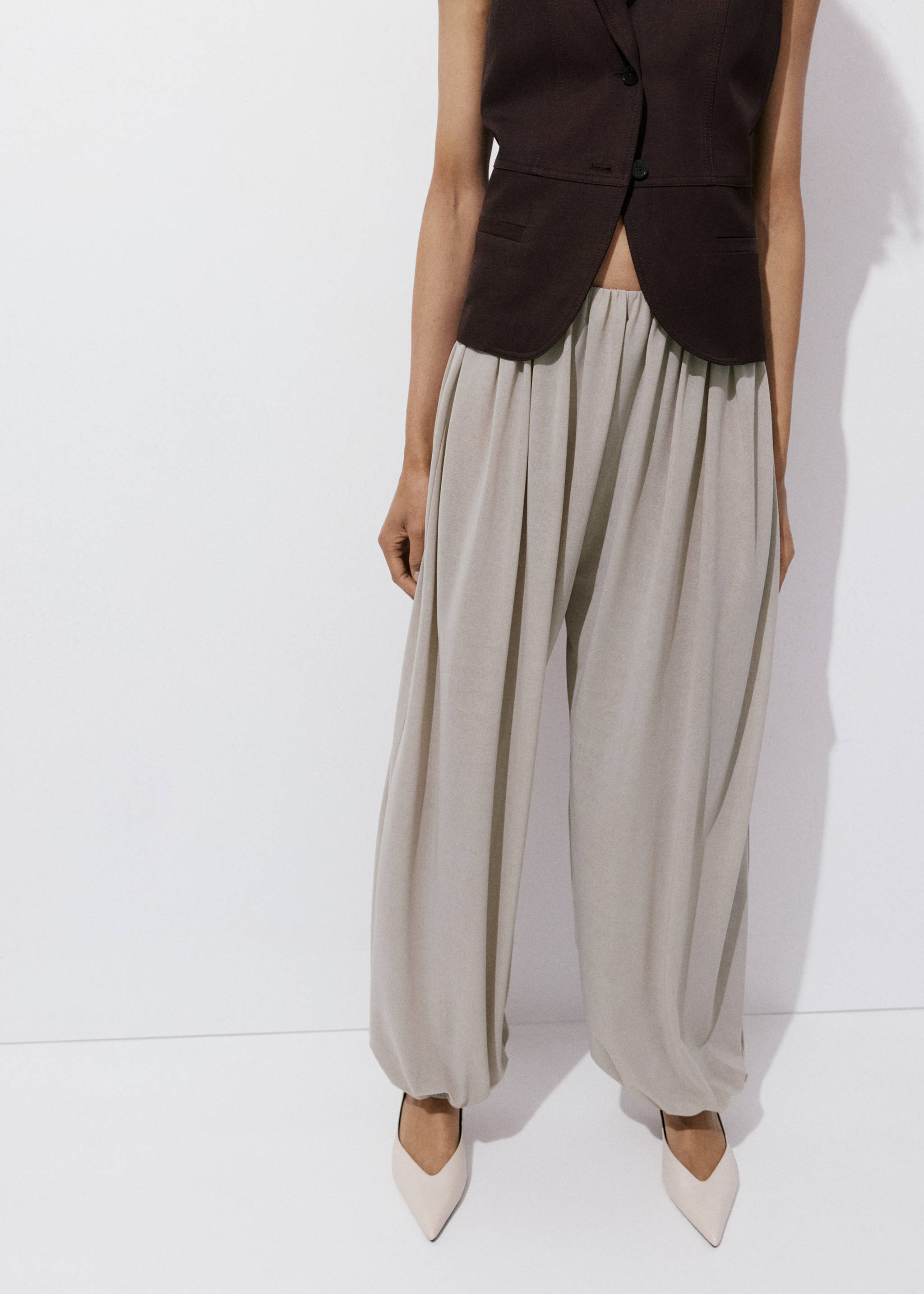 Mid-rise harem pants - Medium plane