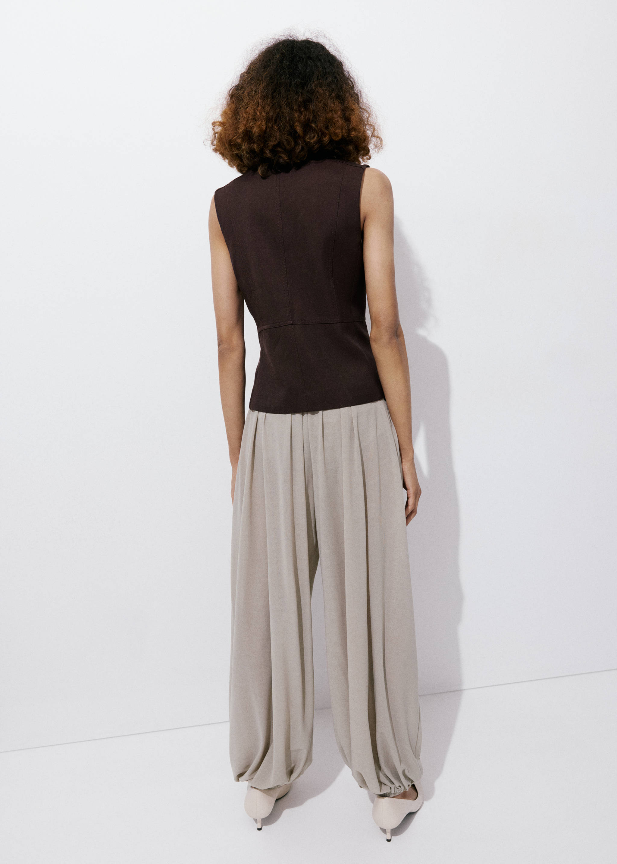 Mid-rise harem pants - Reverse of the article