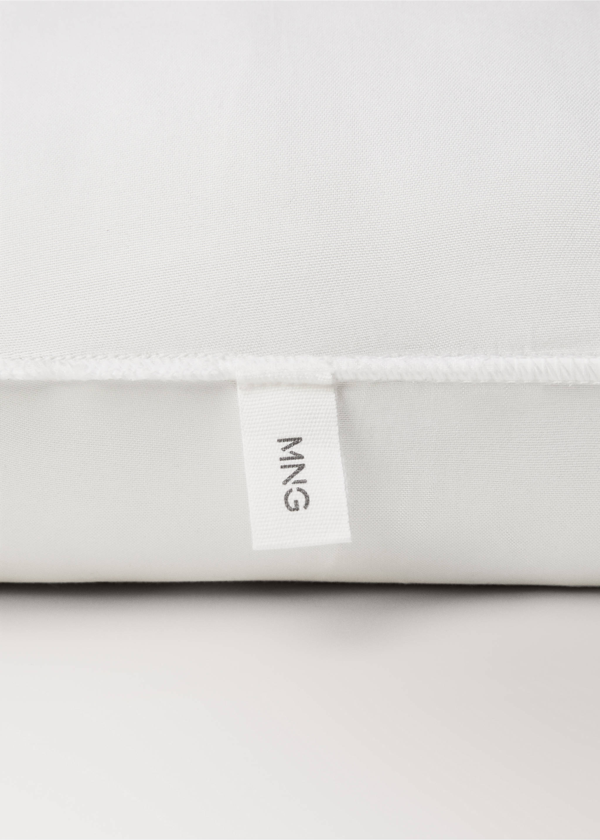 Microfibre cushion filling 30x40cm - Details of the article 1, White. Ref: 37062562-00.