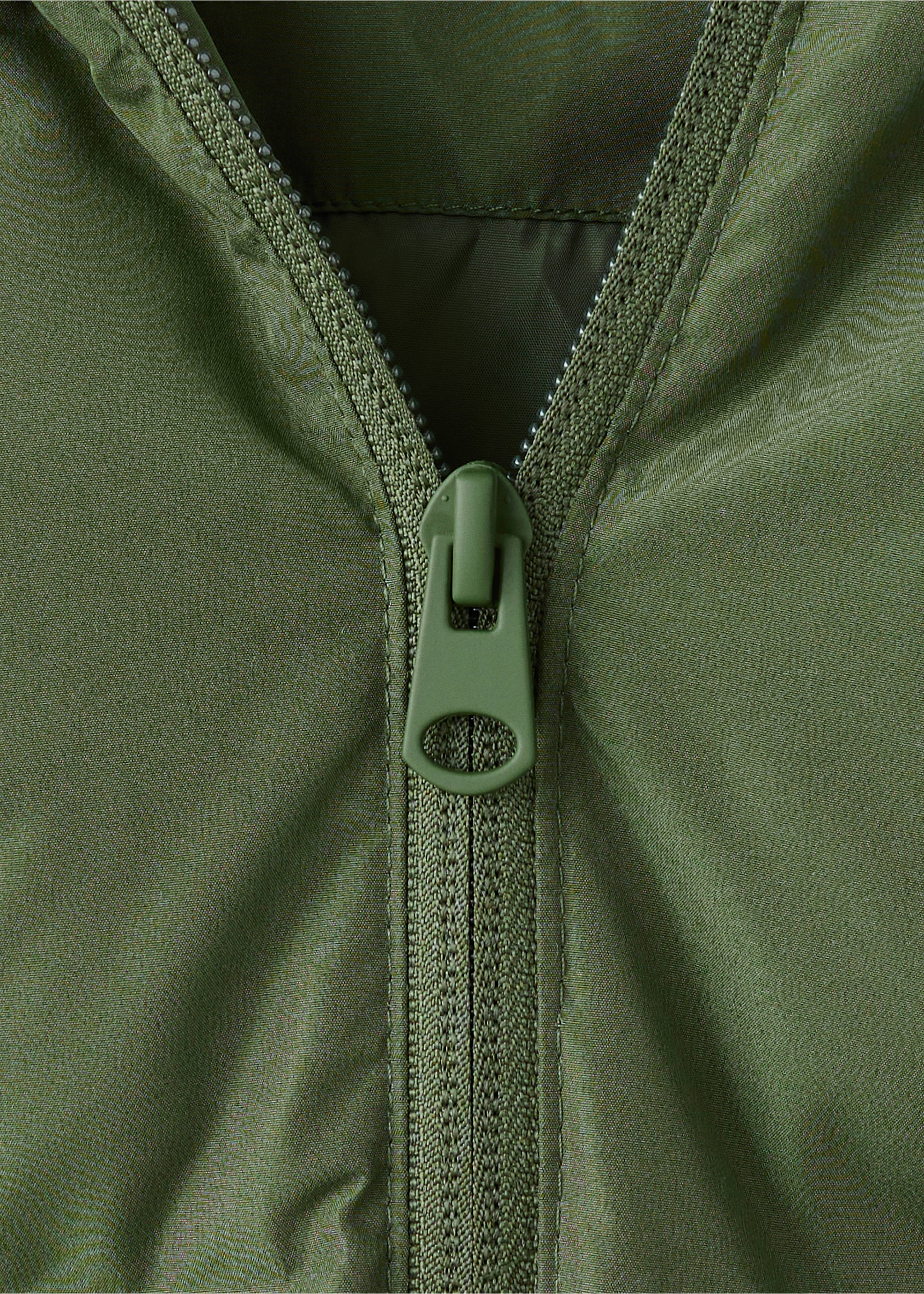 Anorak oceania - Detalle del artículo 0, Verde. Ref: 37062890-00.