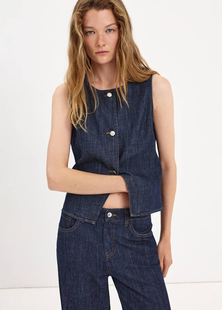 Buttoned denim vest