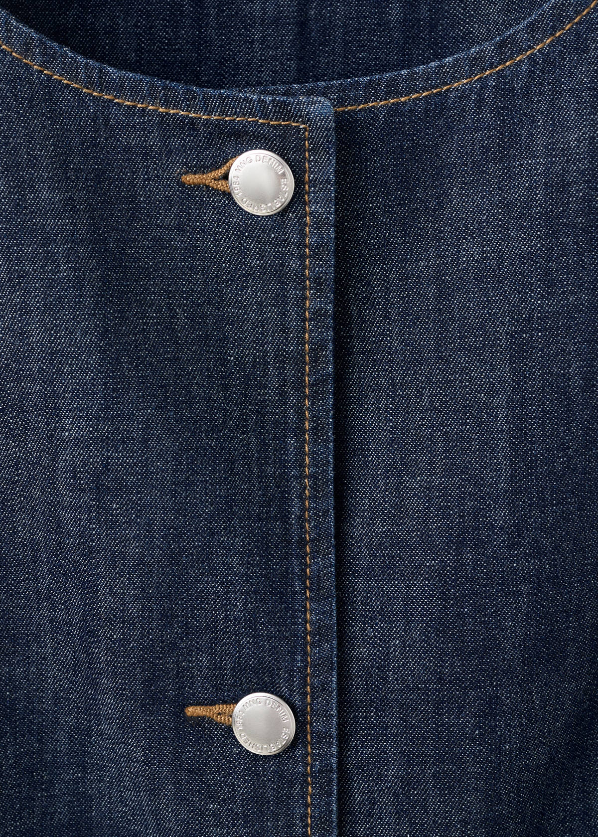 Buttoned denim gilet — Open Blue