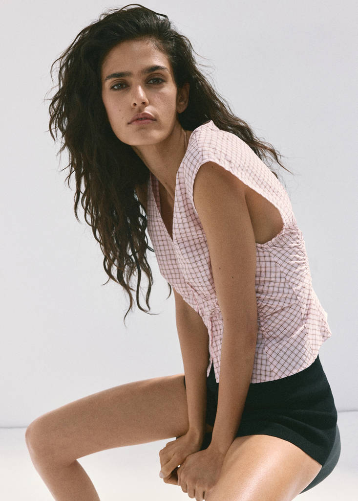 V-neck checked blouse — Pastel Pink