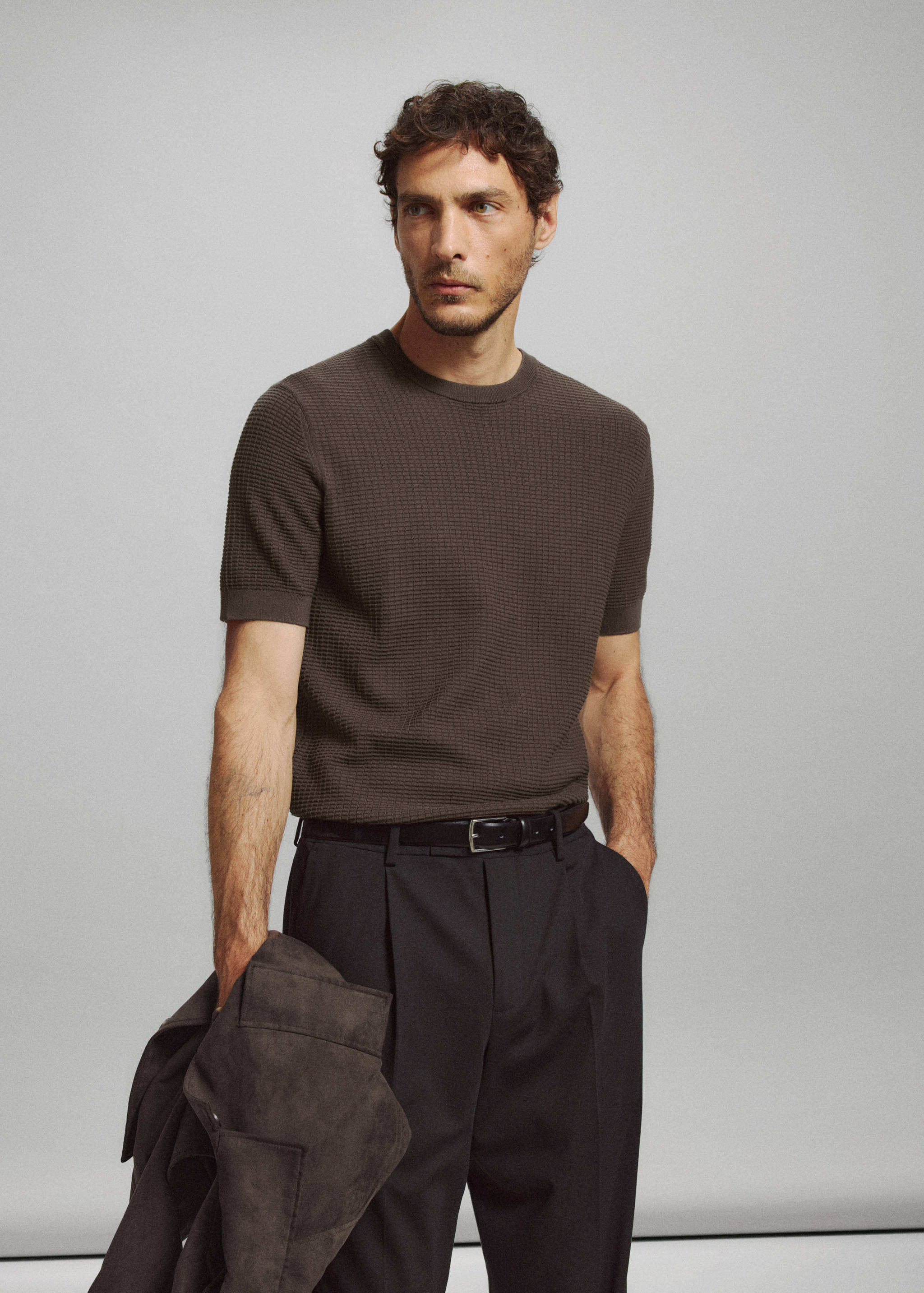 100% cotton textured knit T-shirt - Medium plane
