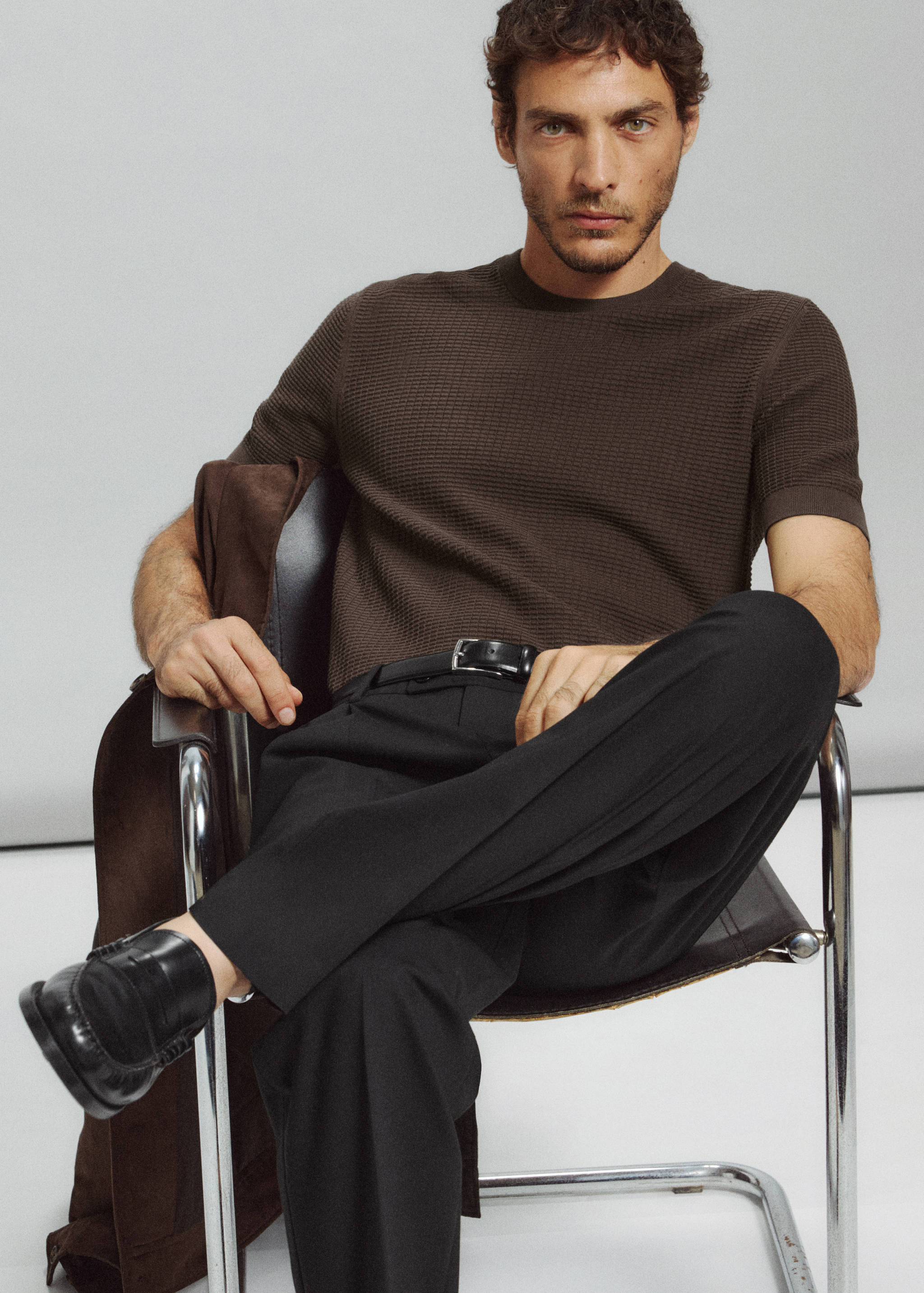 100% cotton textured knit T-shirt - Details of the article 3, Brown. Ref: 37062899-02.
