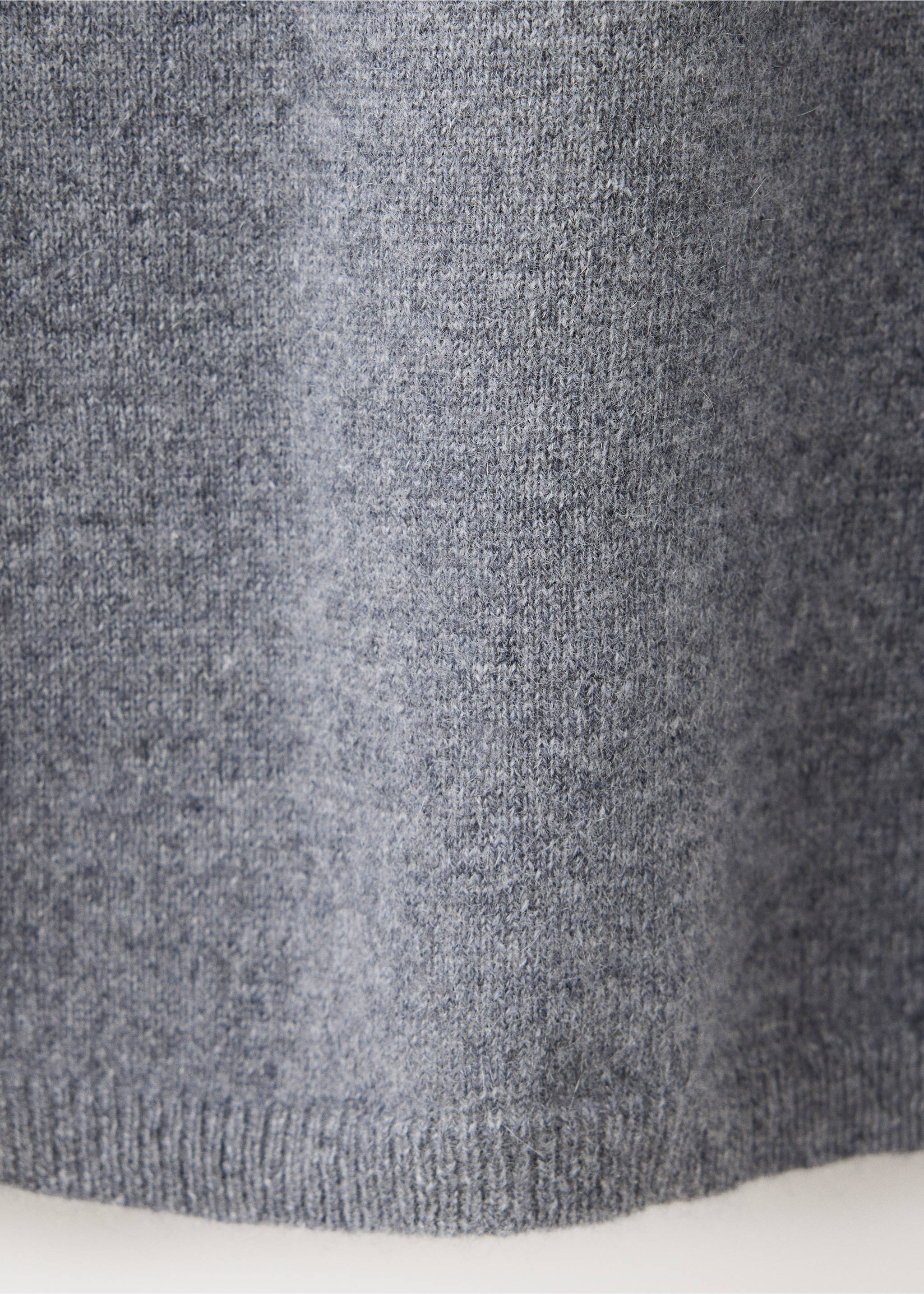100% cashmere sweater - Details of the article 0, Grey. Ref: 37062900-00.