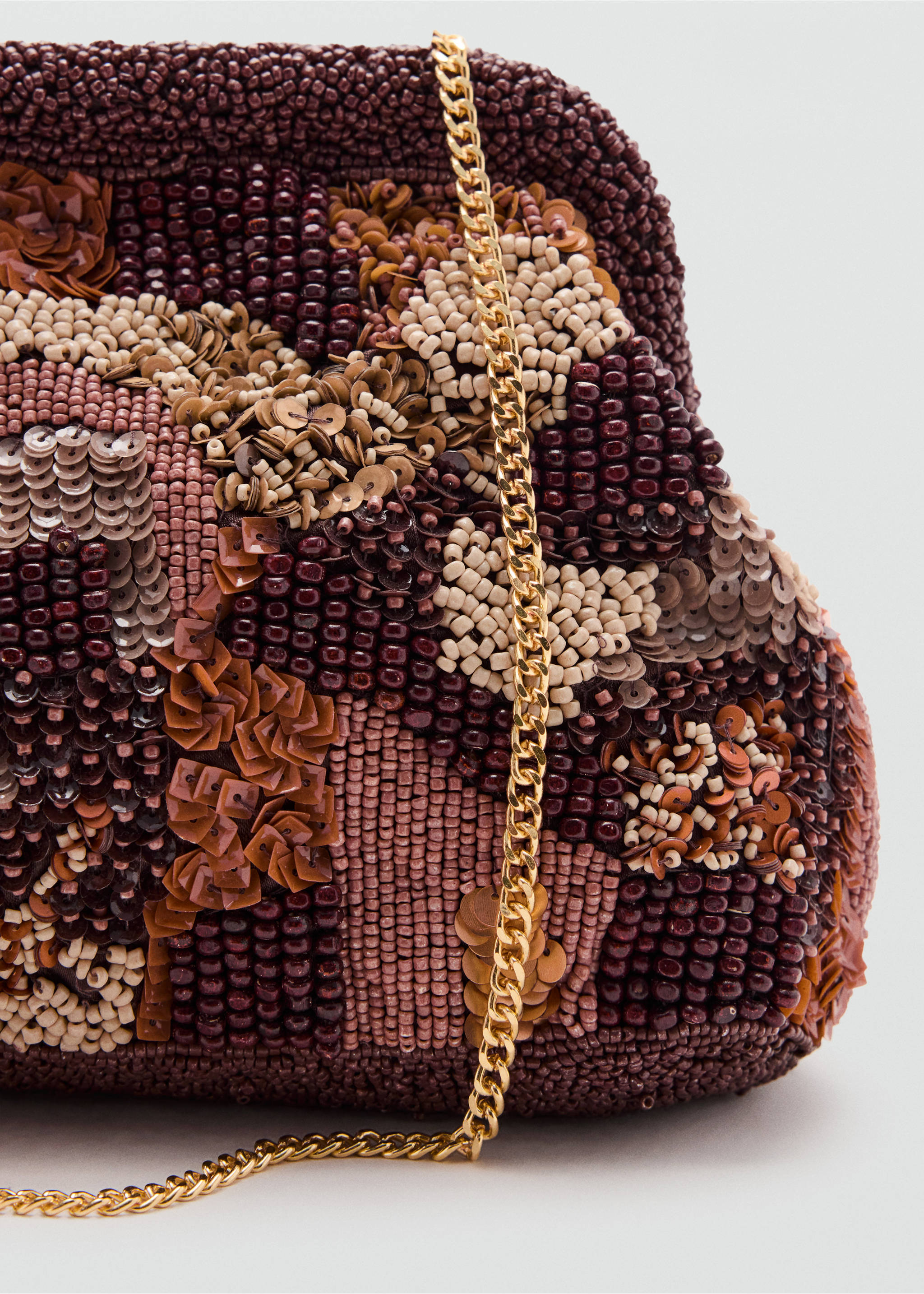 Multicoloured beaded clutch bag - Details of the article 1, Chocolate. Ref: 37062902-00.