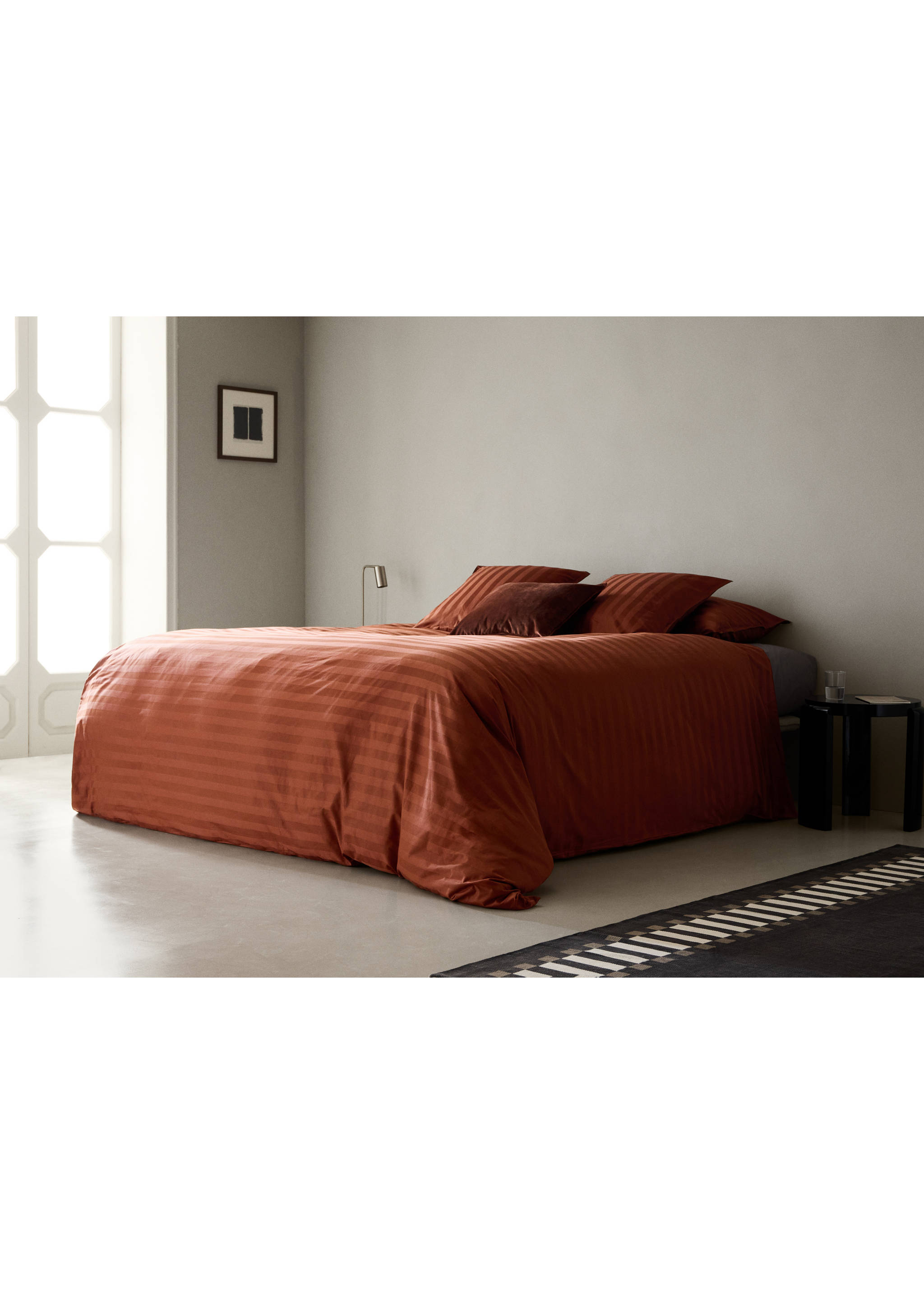 300 thread count satin striped duvet cover for a 150/160 cm bed - General plane, Cognac. Ref: 37062905-00.