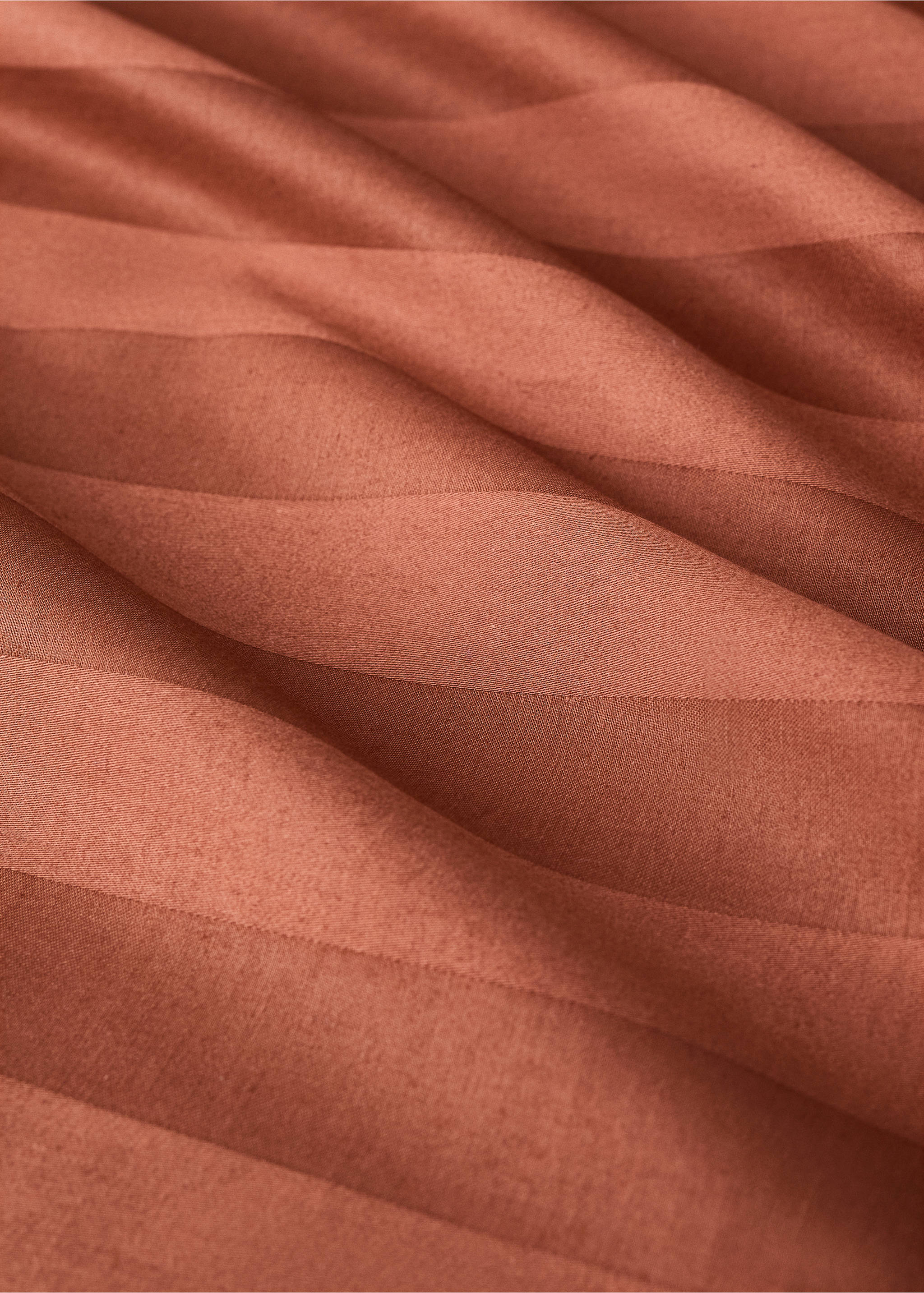 300 thread count satin striped duvet cover for a 150/160 cm bed - Details of the article 1, Cognac. Ref: 37062905-00.