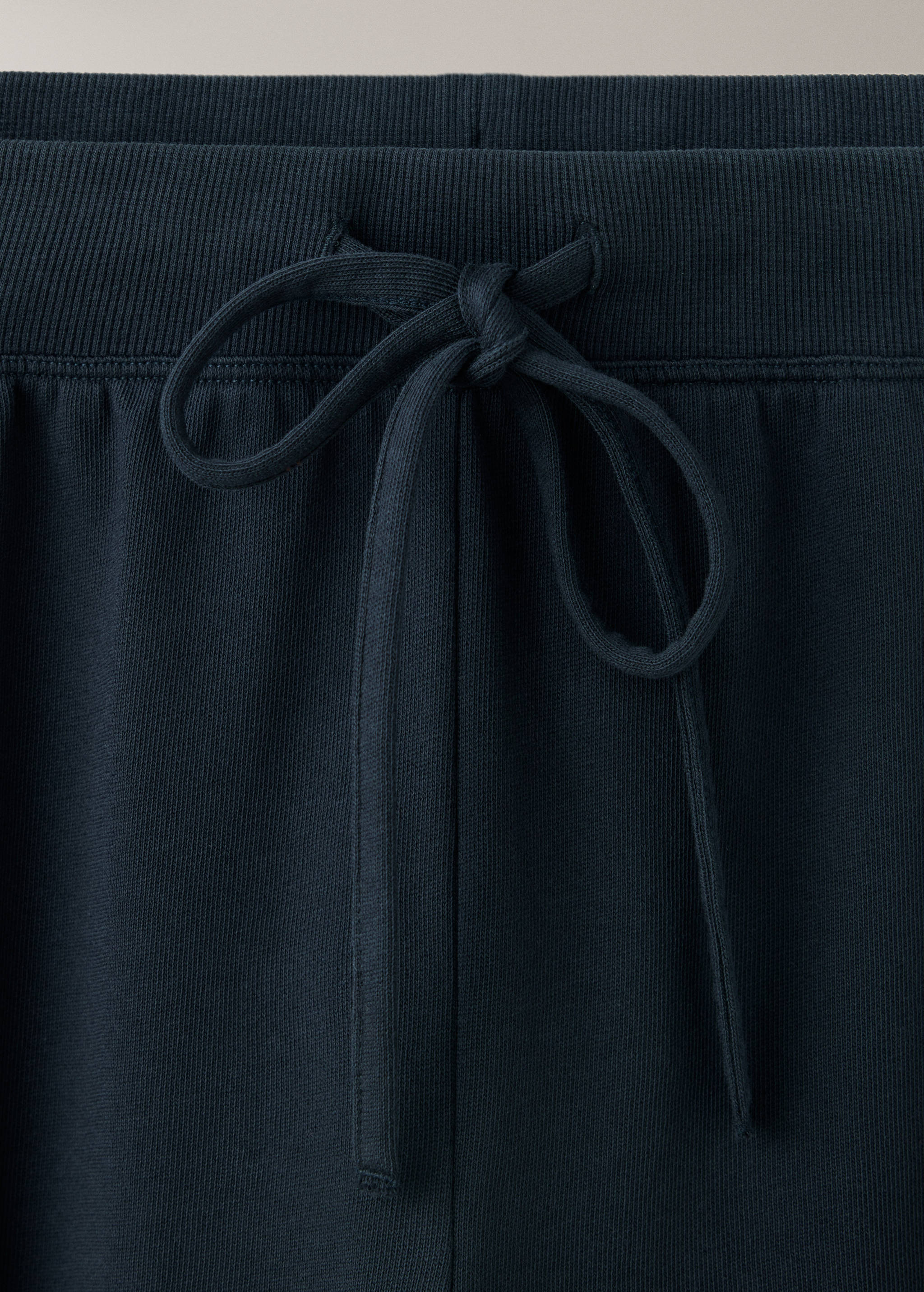 Cotton pyjama trousers with an elasticated waistband - Details of the article 8