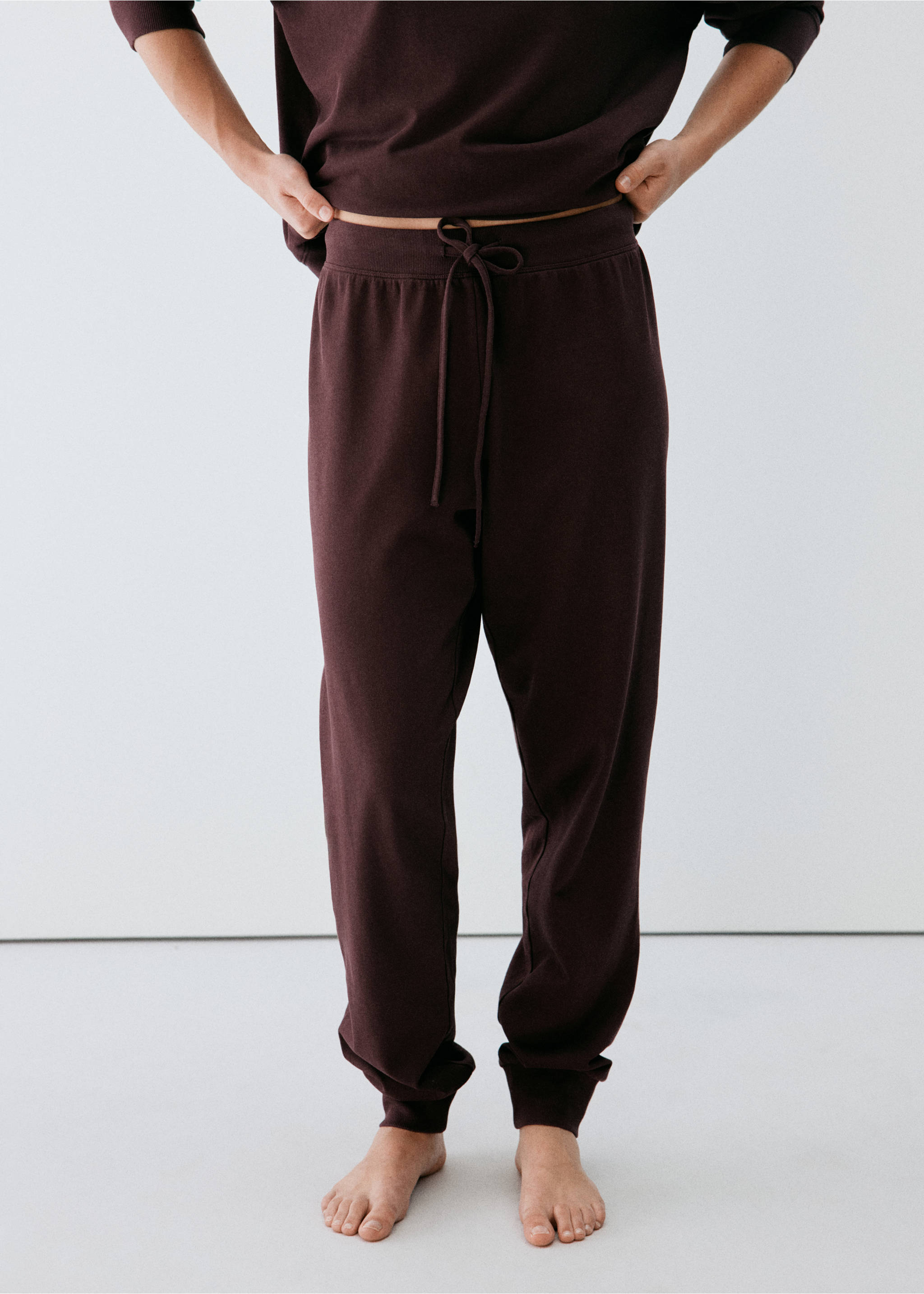 Cotton pyjama trousers with an elasticated waistband - Medium plane, Burgundy. Ref: 37062915-00.