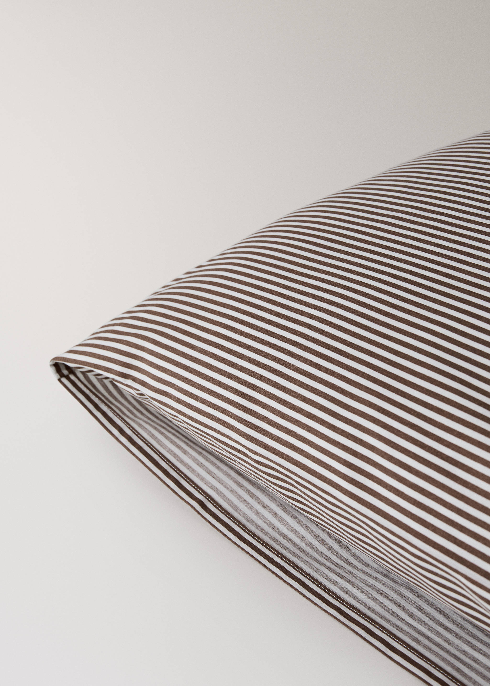 Two 200-thread-count striped cotton pillowcases, 50 x 75 cm - Detail zboží 2