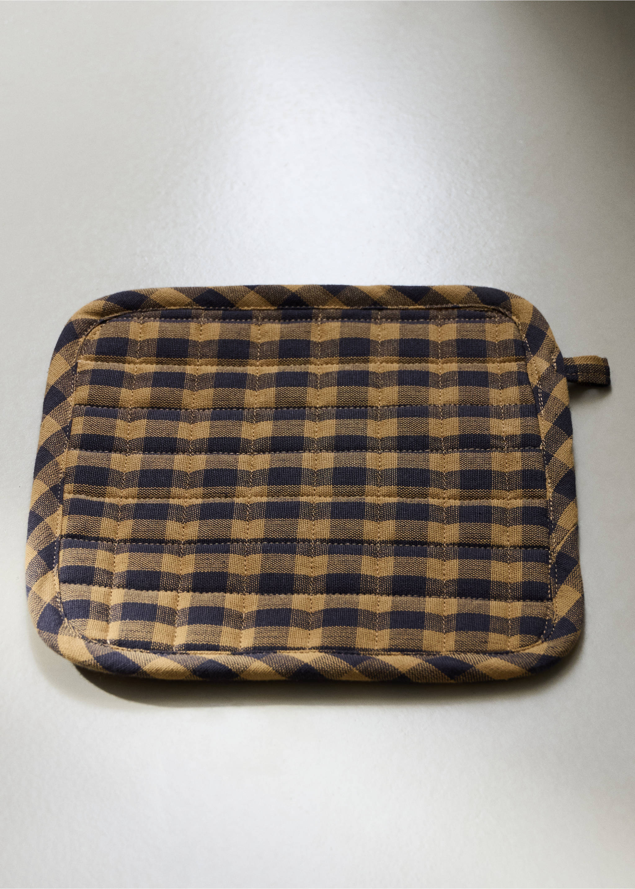 Two-tone checkered cotton pot holder - General plane, Mustard. Ref: 37062923-00.