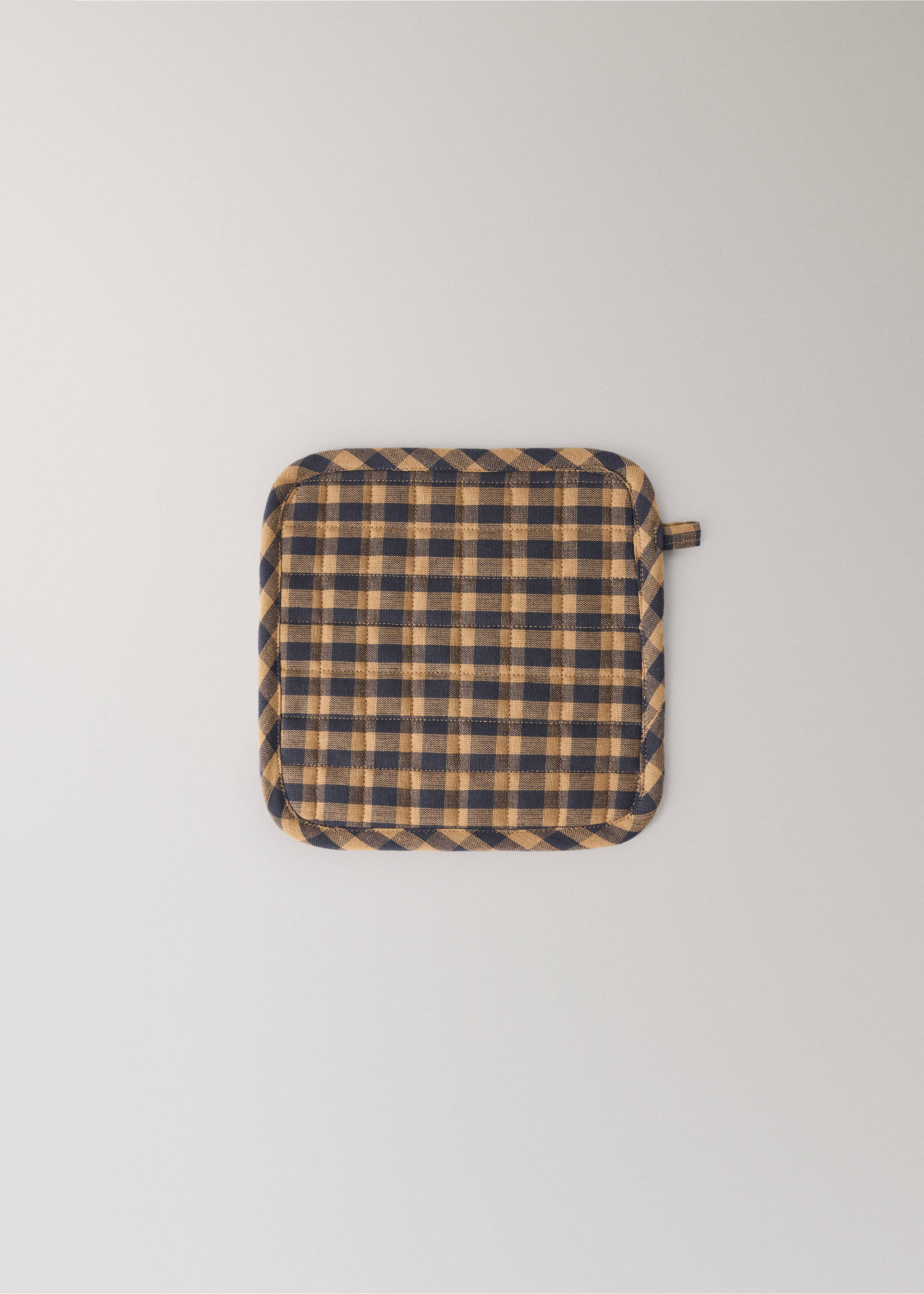 Two-tone checkered cotton pot holder - Article without model, Mustard. Ref: 37062923-00.