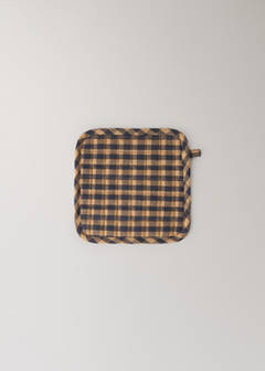 Two-tone checked cotton oven mitt — Mustard 4