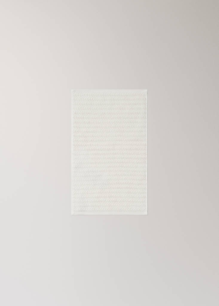 Herringbone jacquard hand towel — Ecru