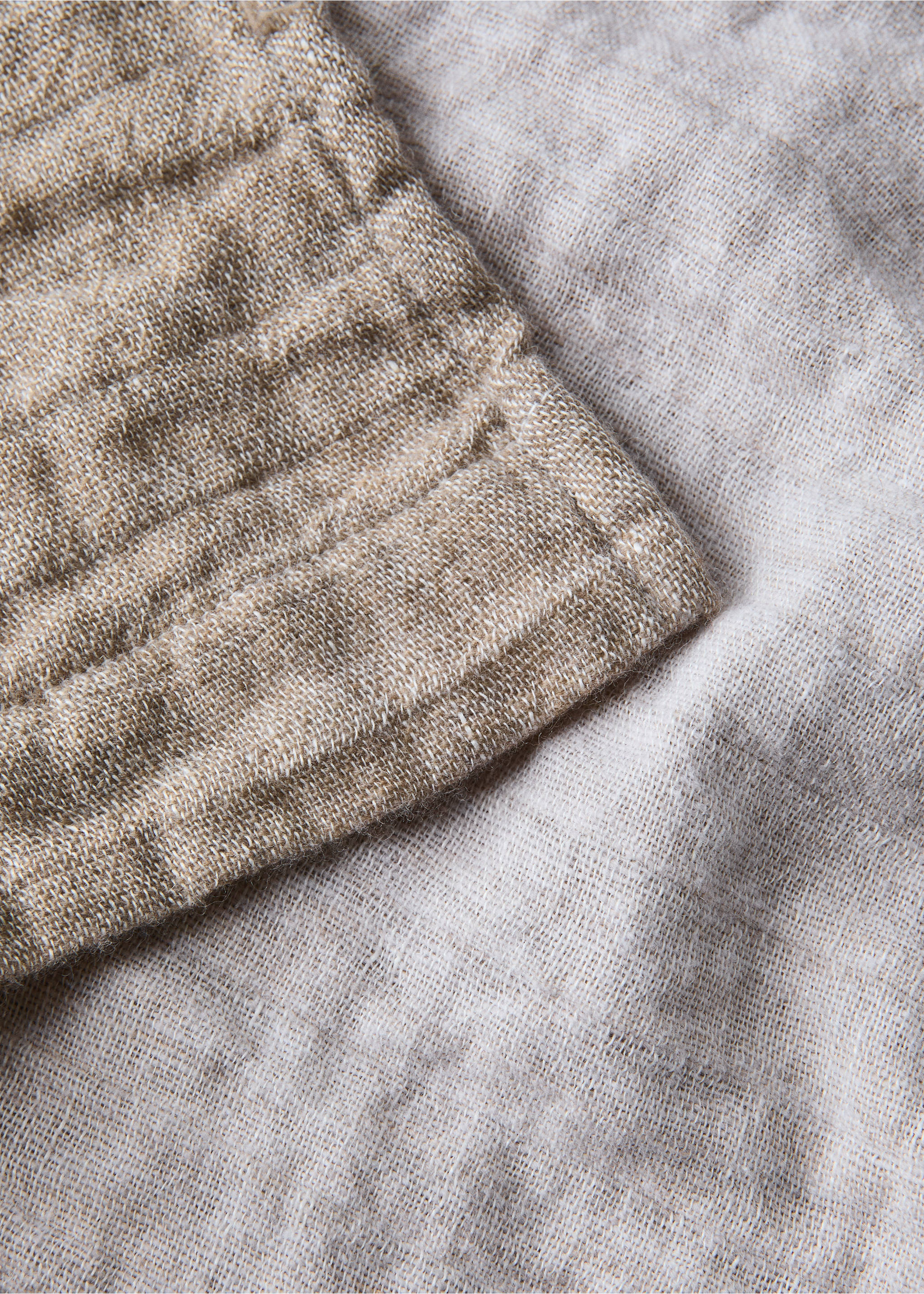 Premium quality linen and wool blend bedspread for 135/140/150 cm beds - Details of the article 1, Sand. Ref: 37062934-00.