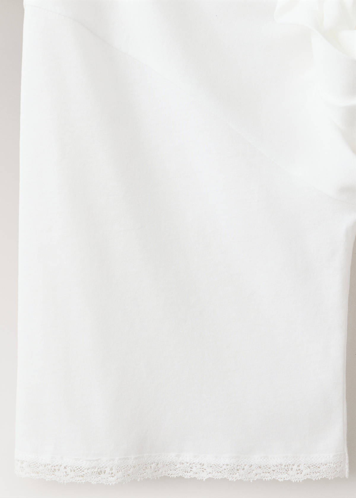 Cotton robe with lace — White