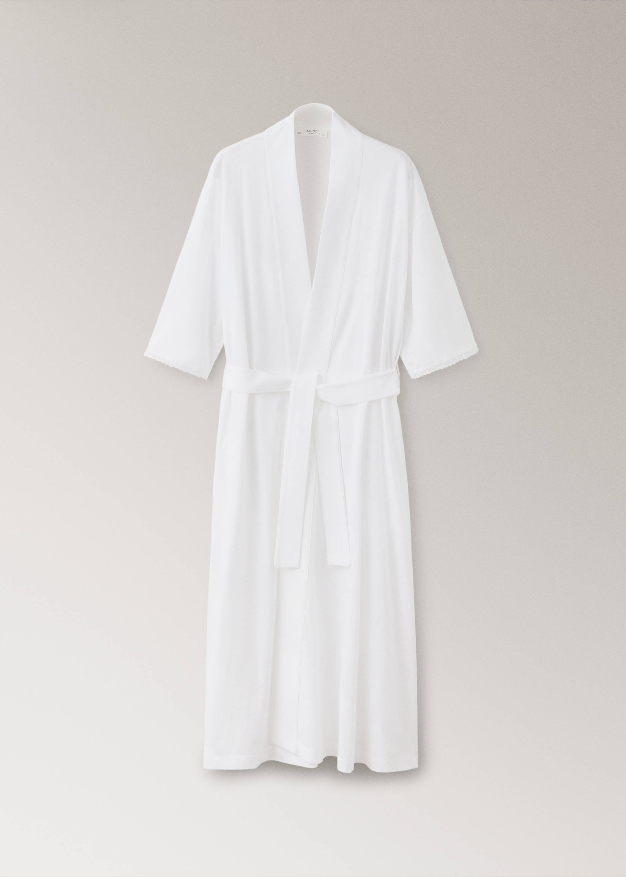 Cotton robe with lace - Article without model, White. Ref: 37062936-00.