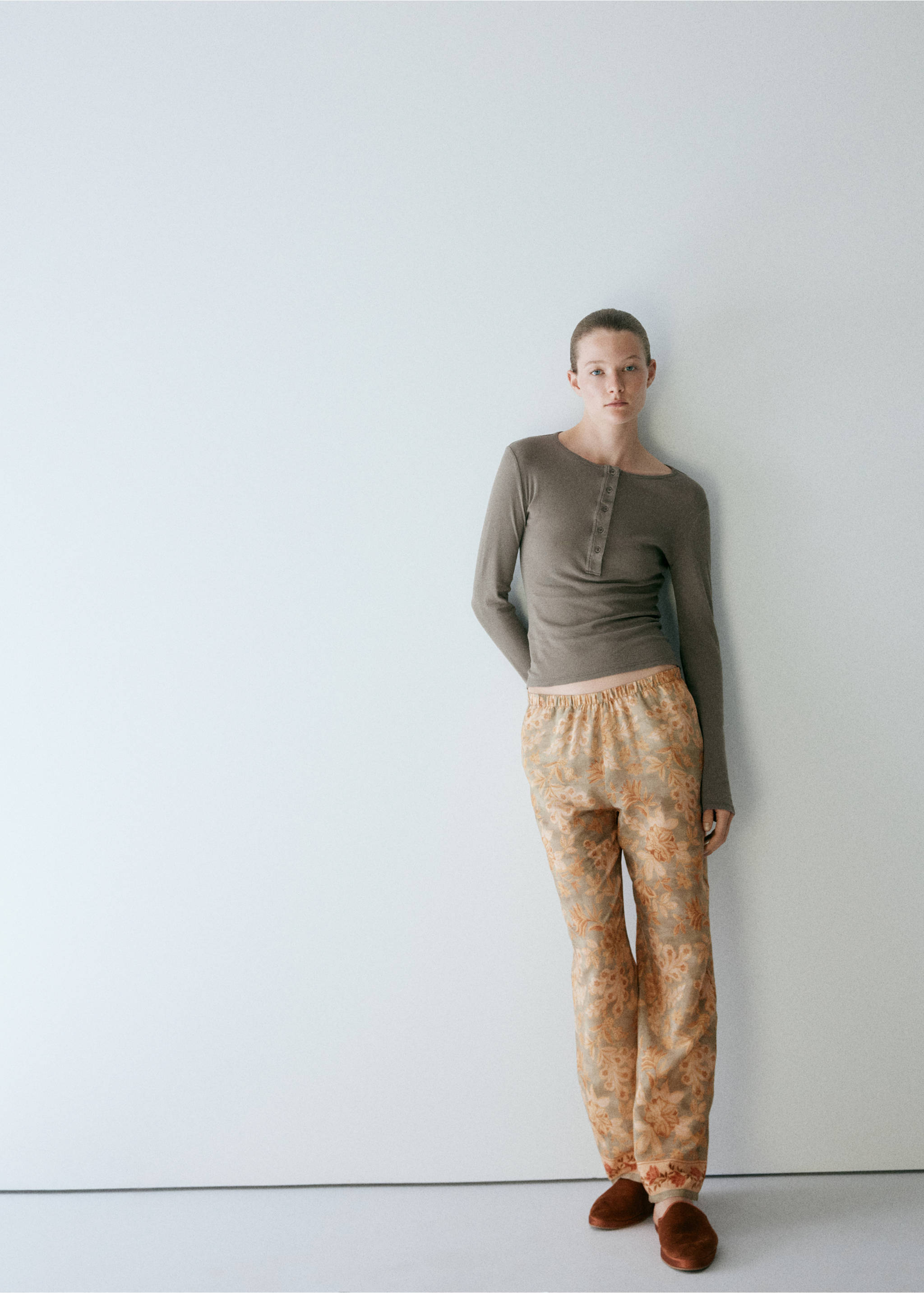 100% cotton pyjama top - Details of the article 3, Green. Ref: 37062938-00.