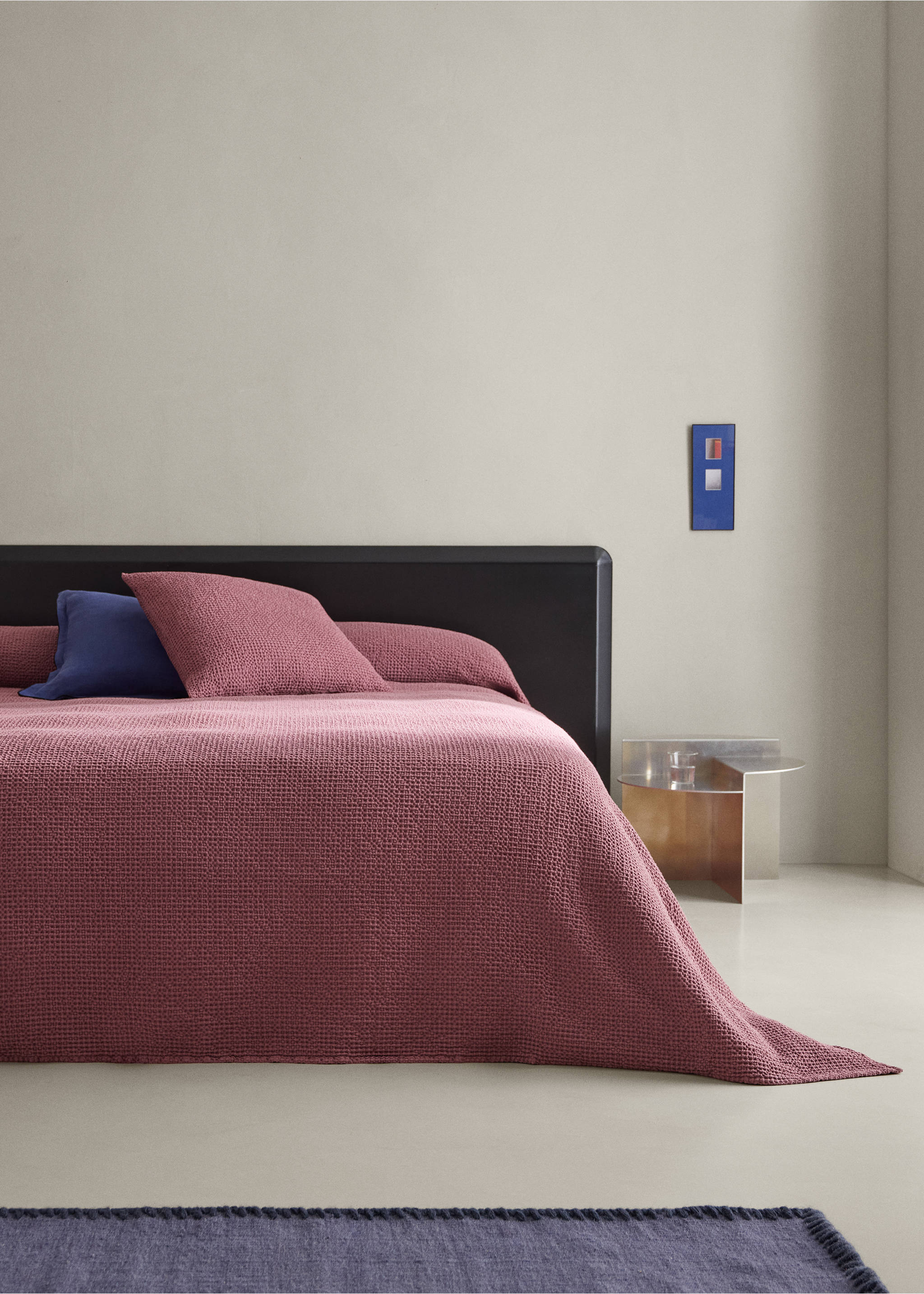 Garment dyed cotton bedspread for bed sizes 135/140/150 cm - General plane, Cherry. Ref: 37062939-00.