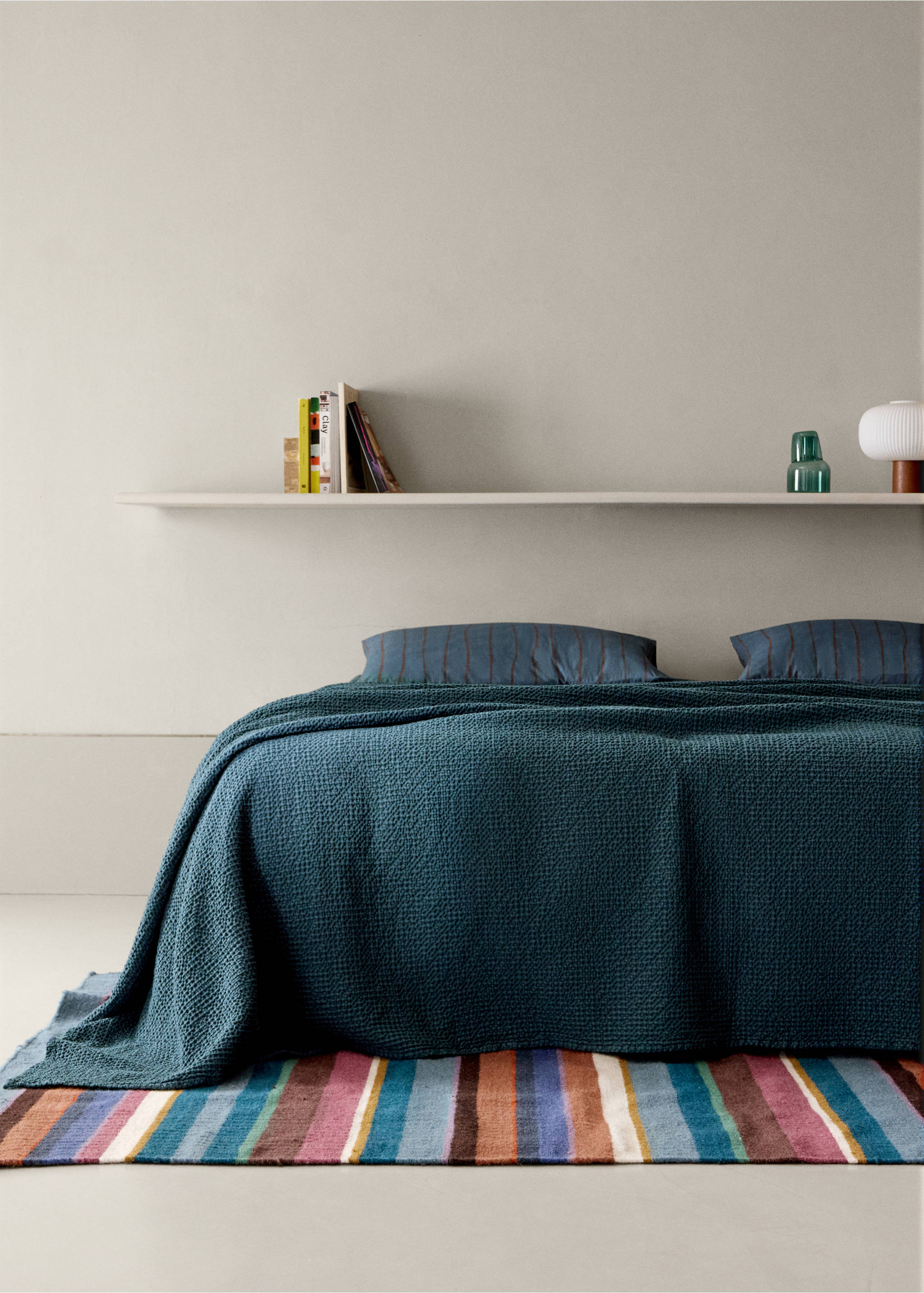 Garment dyed cotton bedspread Bed 180/200 cm - General plane, Petrol Blue. Ref: 37062940-00.